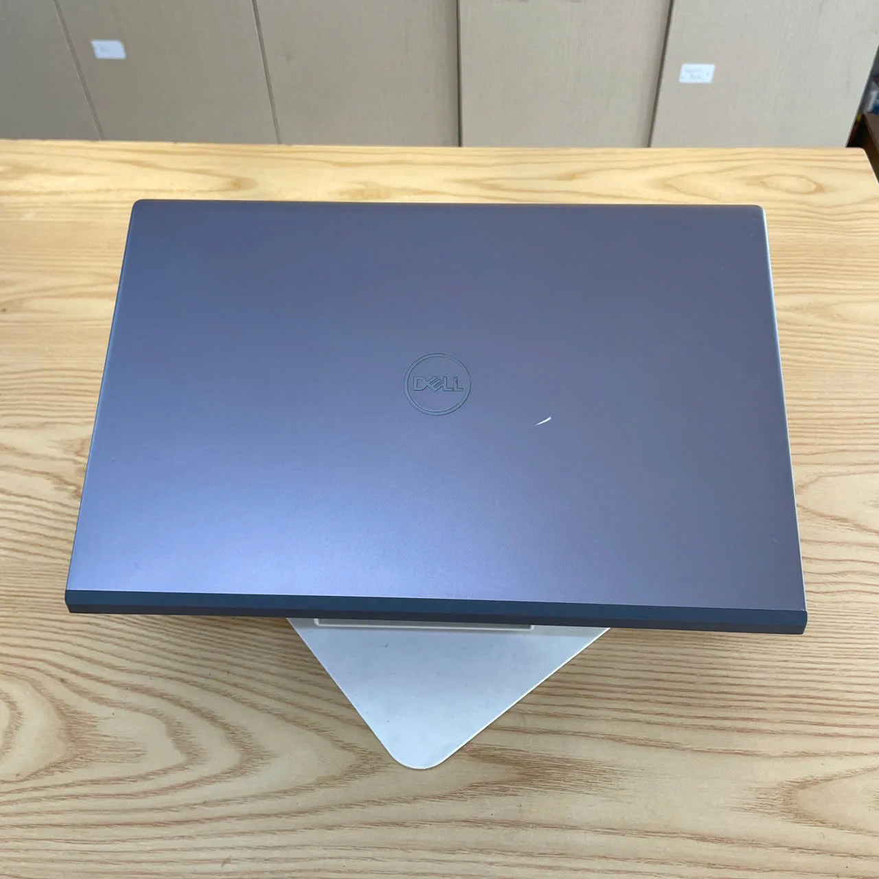 Dell Vostro 5502 Core i5-1135G7/ Ram 8GB/ SSD 512GB/ MX330/15.6 FHD