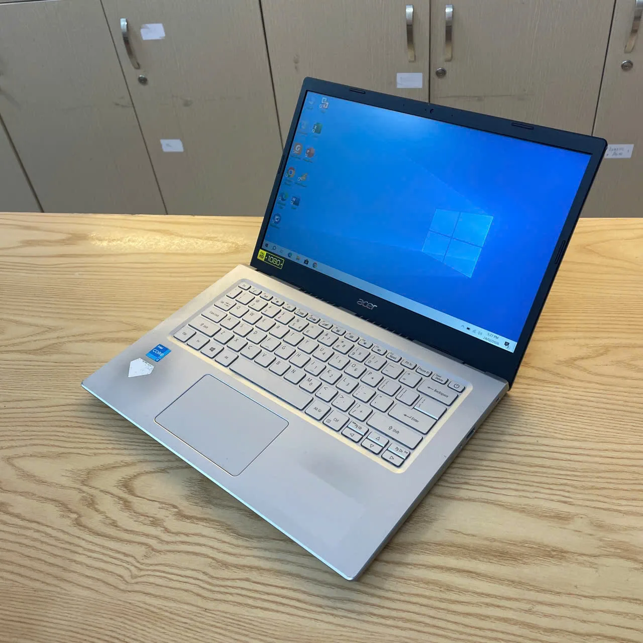 Acer Aspire 514-54 I3-11145G4/Ram 4GB/SSD 128GB/14"FHD