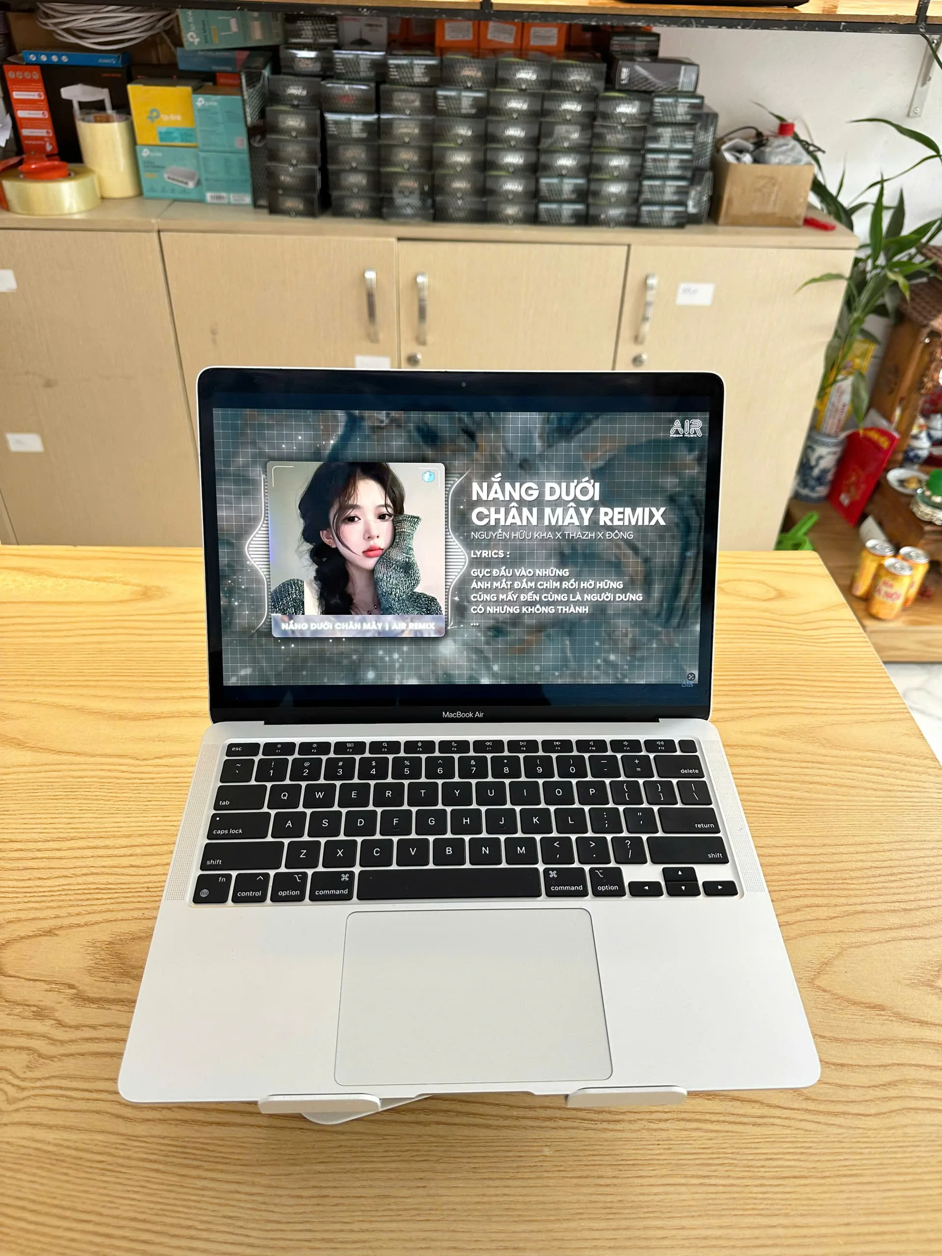 Macbook air M1 Ram 8GB/SSD 256GB/13.3"