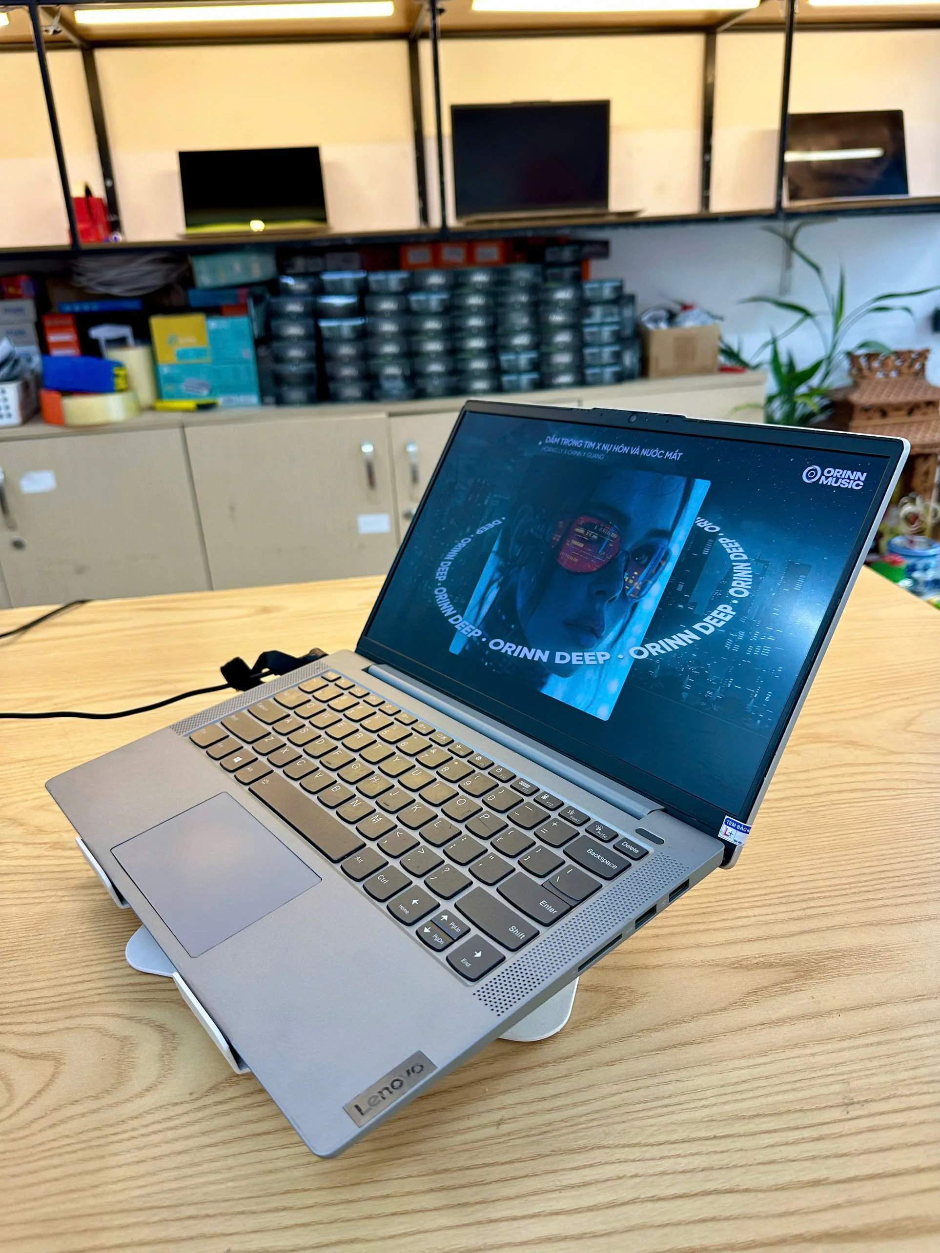 Lenovo ideapd 5 Core i7-1165G7/Ram 8GB/SSD 256GB/14"FHD