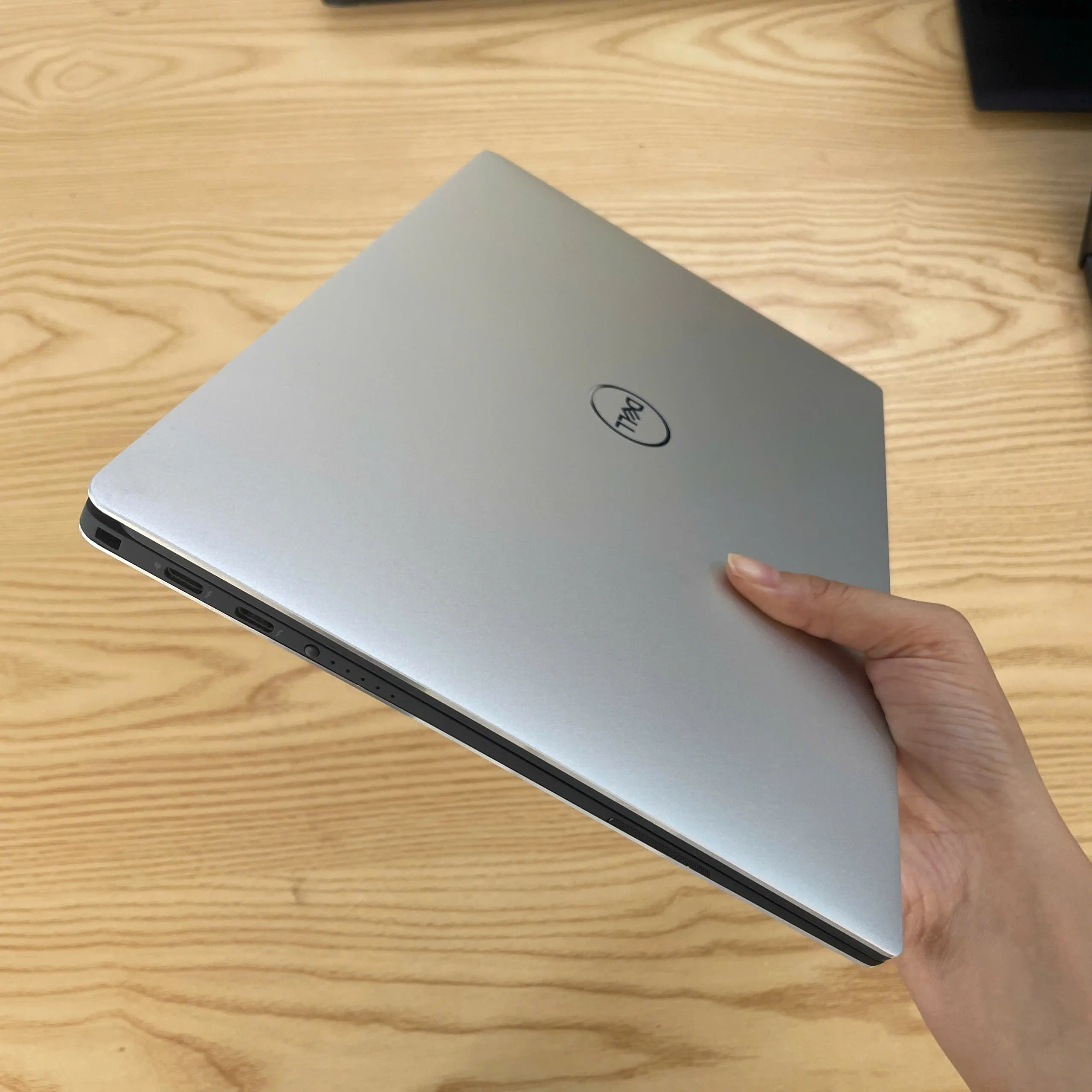 Dell XPS 13 9305 Core i5 - 1135G7, Ram 8GB, 512GB SSD, 13.3" FHD