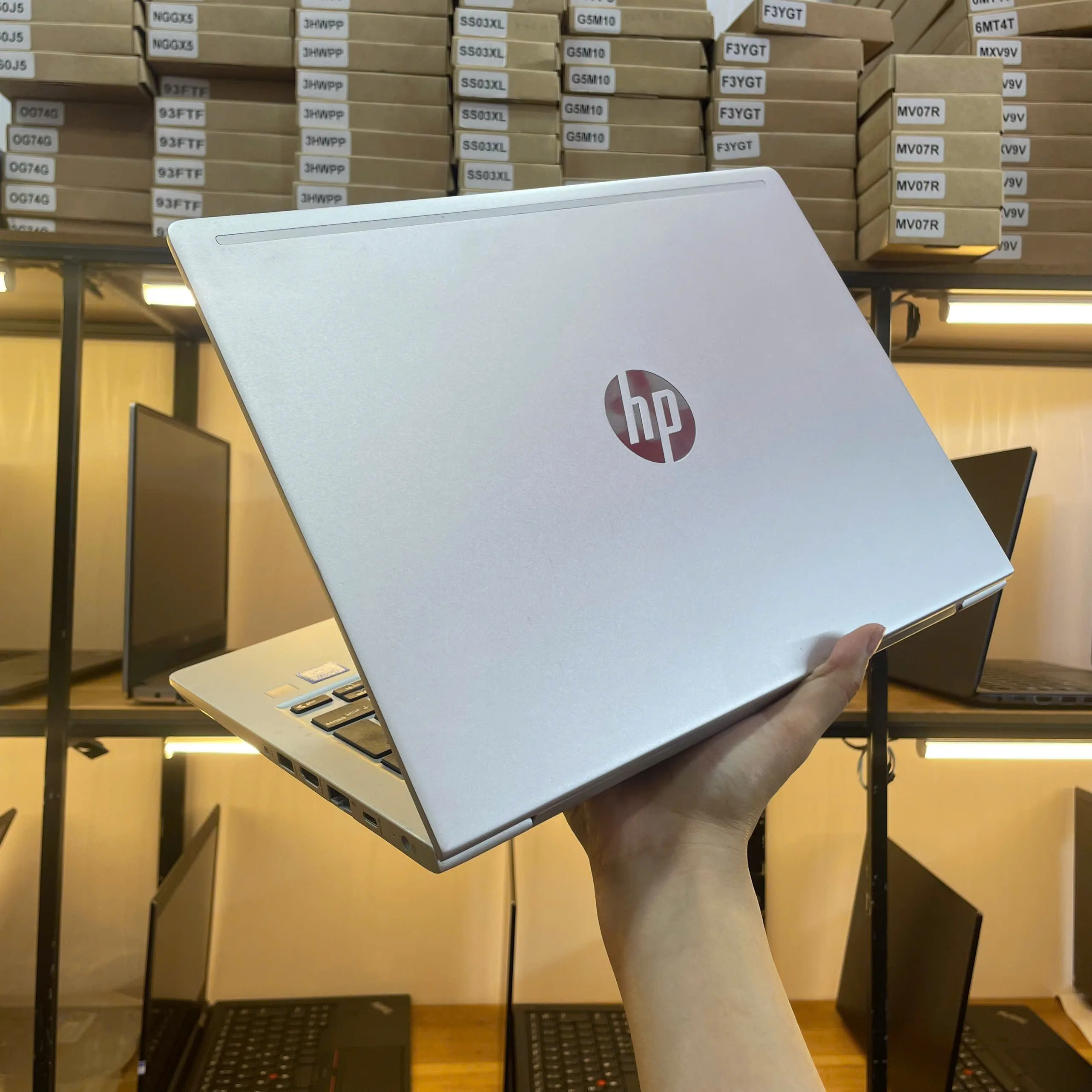 HP 430G6 core i3-8145u/Ram 4GB/SSD 128GB/màn 13.3 inch