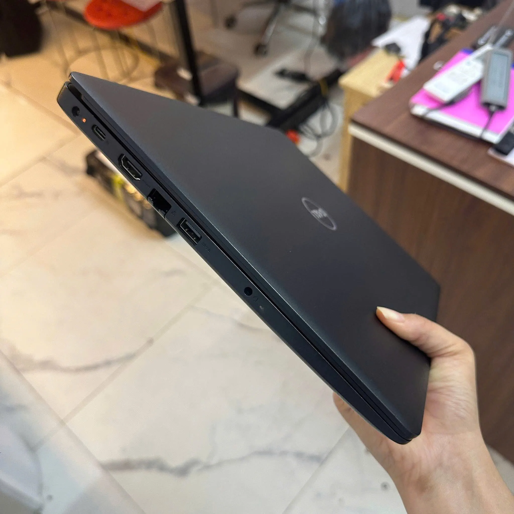 Dell Latitude E3490 Core i5-8250U/ Ram 8GB/ SSD 240Gb/ Màn hình 14.0" HD