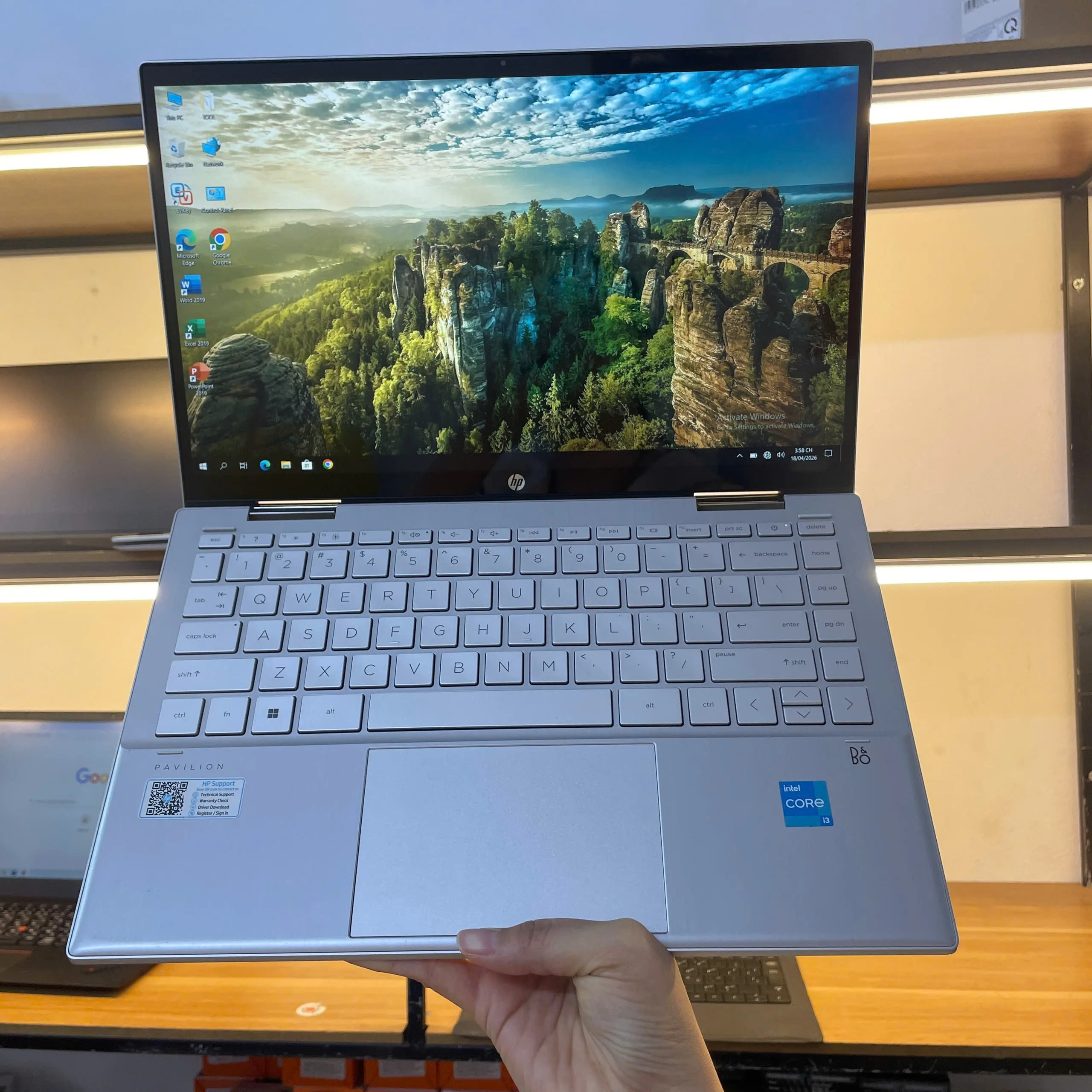 Hp Pavilion x360 core i3-1125G4/Ram 4GB/SSD 256/màn hình 14"