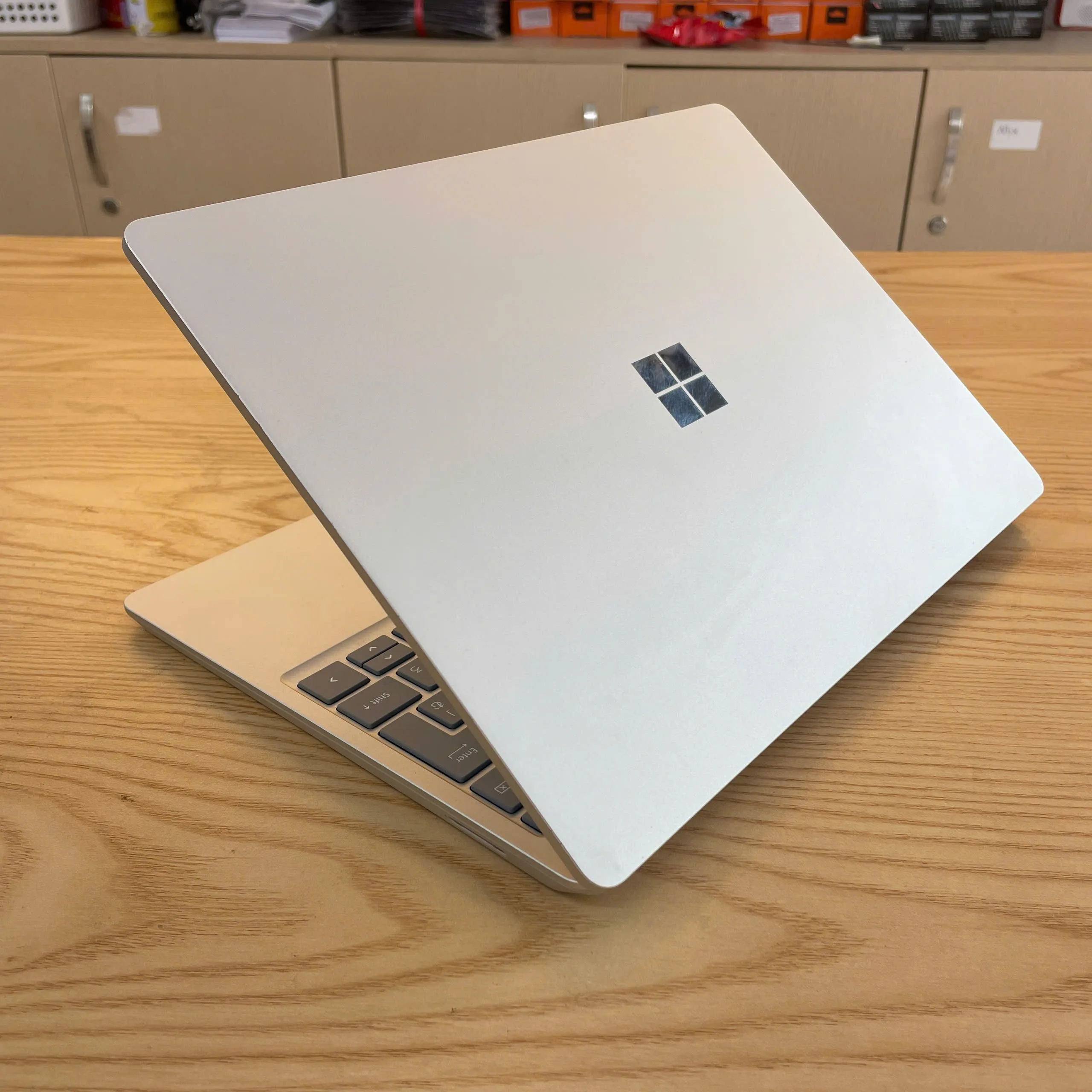 Surface Laptop Go core i5-1035G1/Ram 8GB/SSD 256GB/12,3"touch