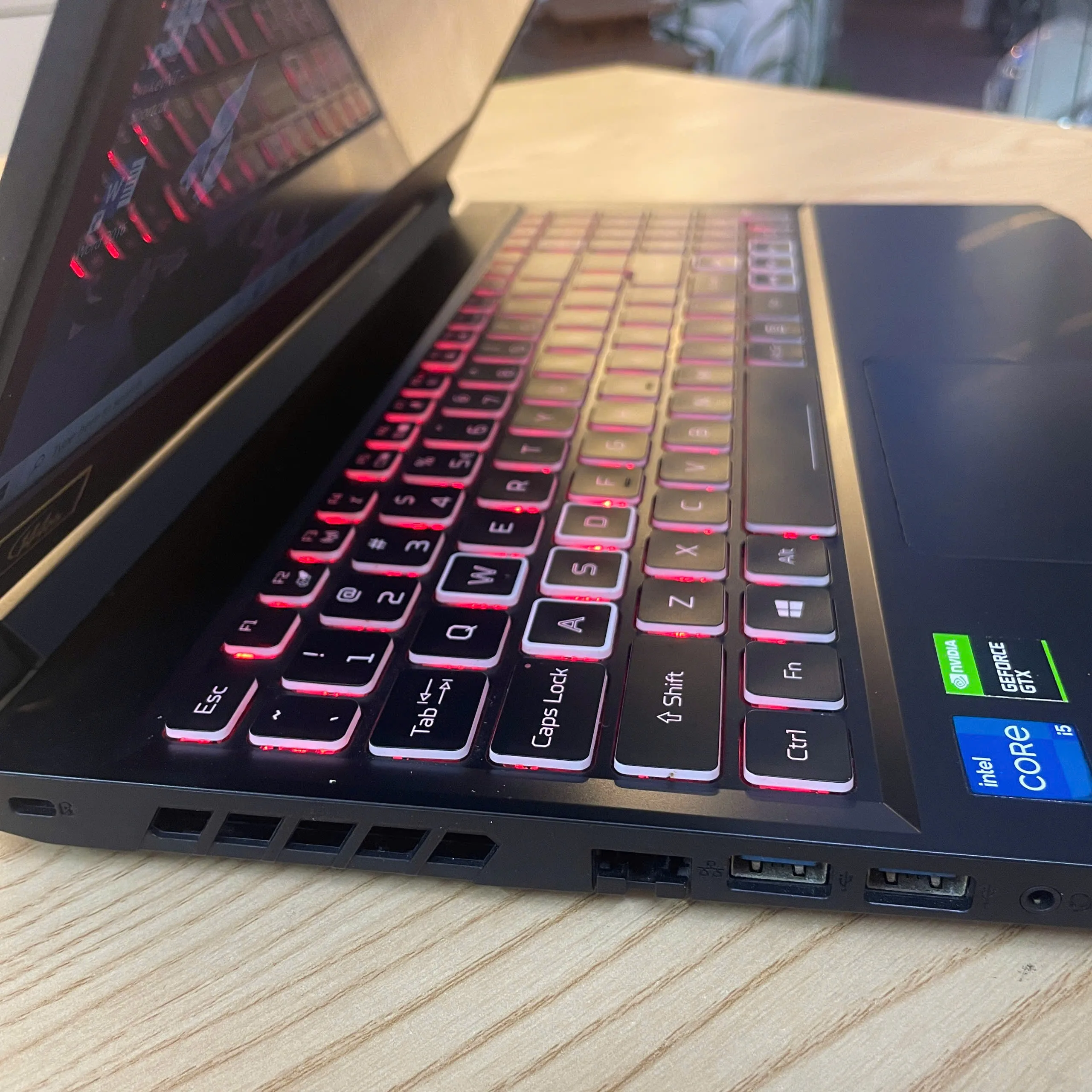 Acer Nitro AN515-57 core i5-11400H/Ram 8GB/SSD 256GB/Gtx 1650/144hz