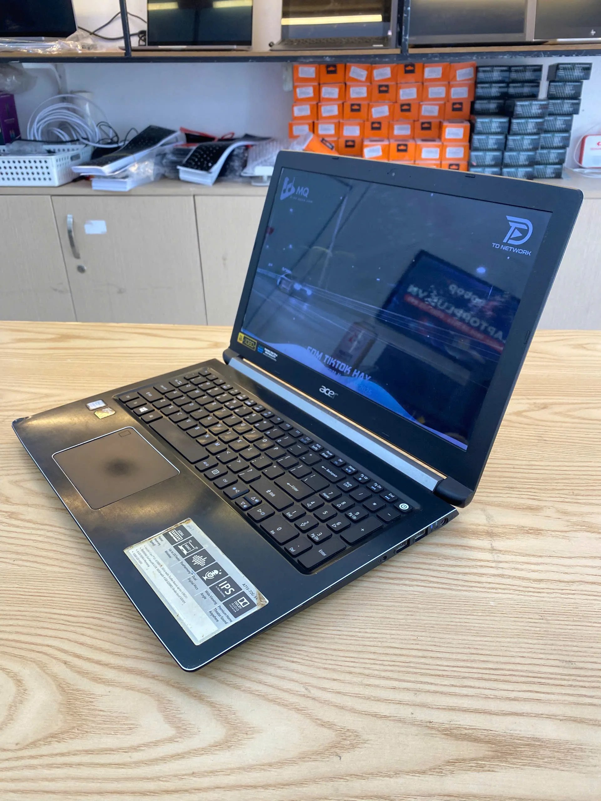 Acer aspire A715 core i5-8300H Ram 8GB SSD 128GB + HDD 500GB/ GTX 1050/Màn hình 15.6"