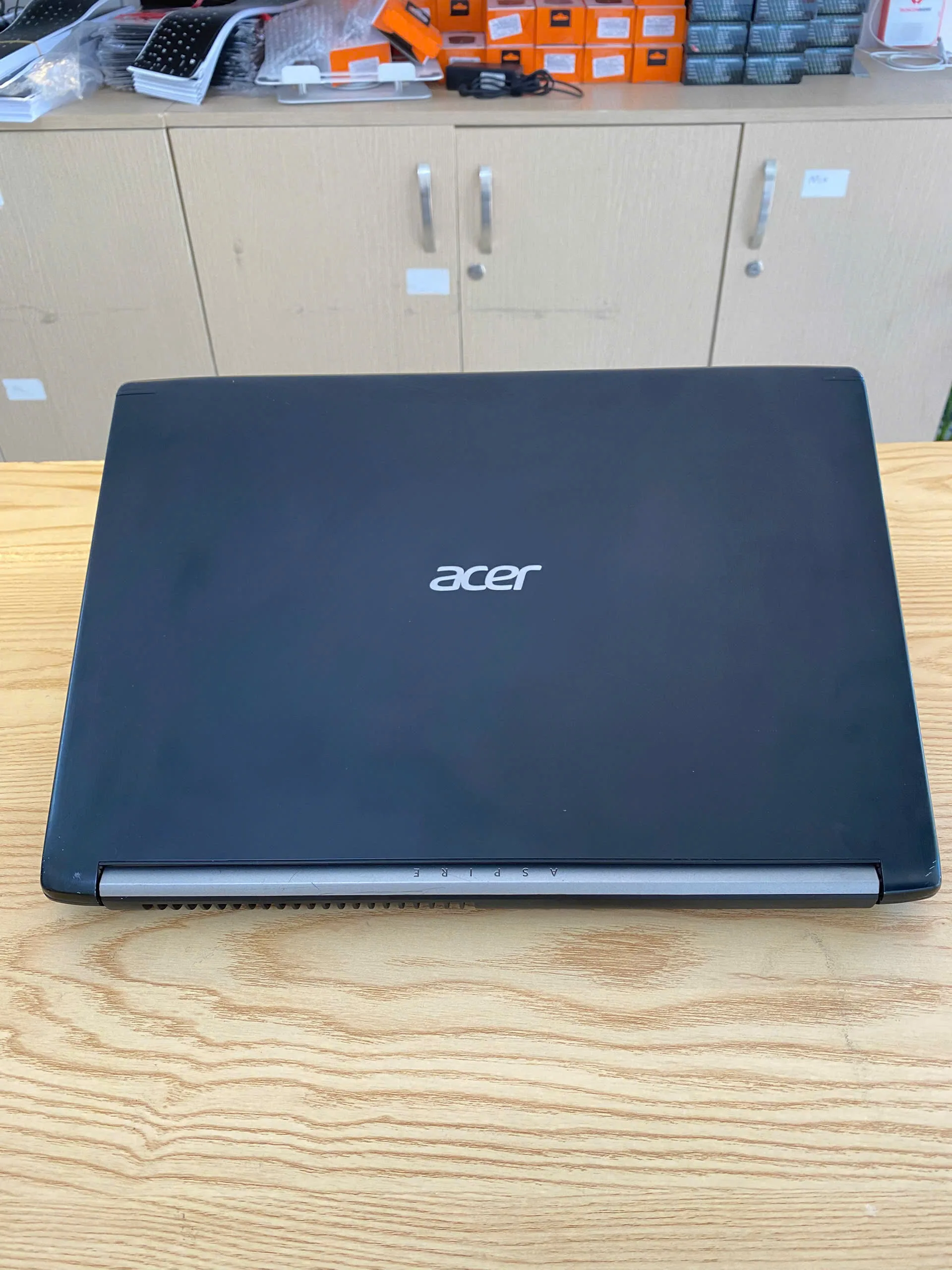 Acer aspire A715 core i5-8300H Ram 8GB SSD 128GB + HDD 500GB/ GTX 1050/Màn hình 15.6"