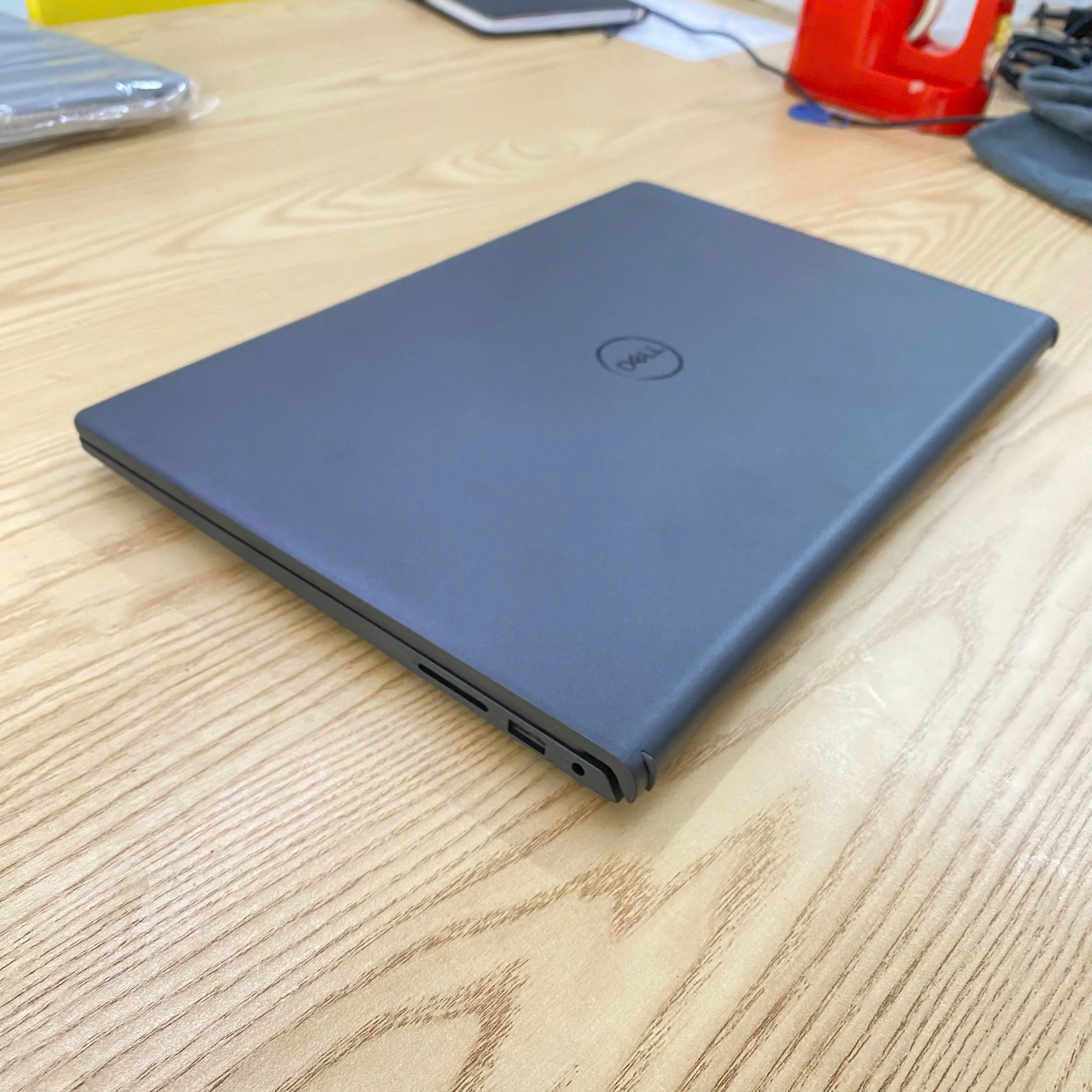 Dell Inspiron 3520 i5-1235u/Ram 8/SSD 512GB/màn hình 15.6 inch