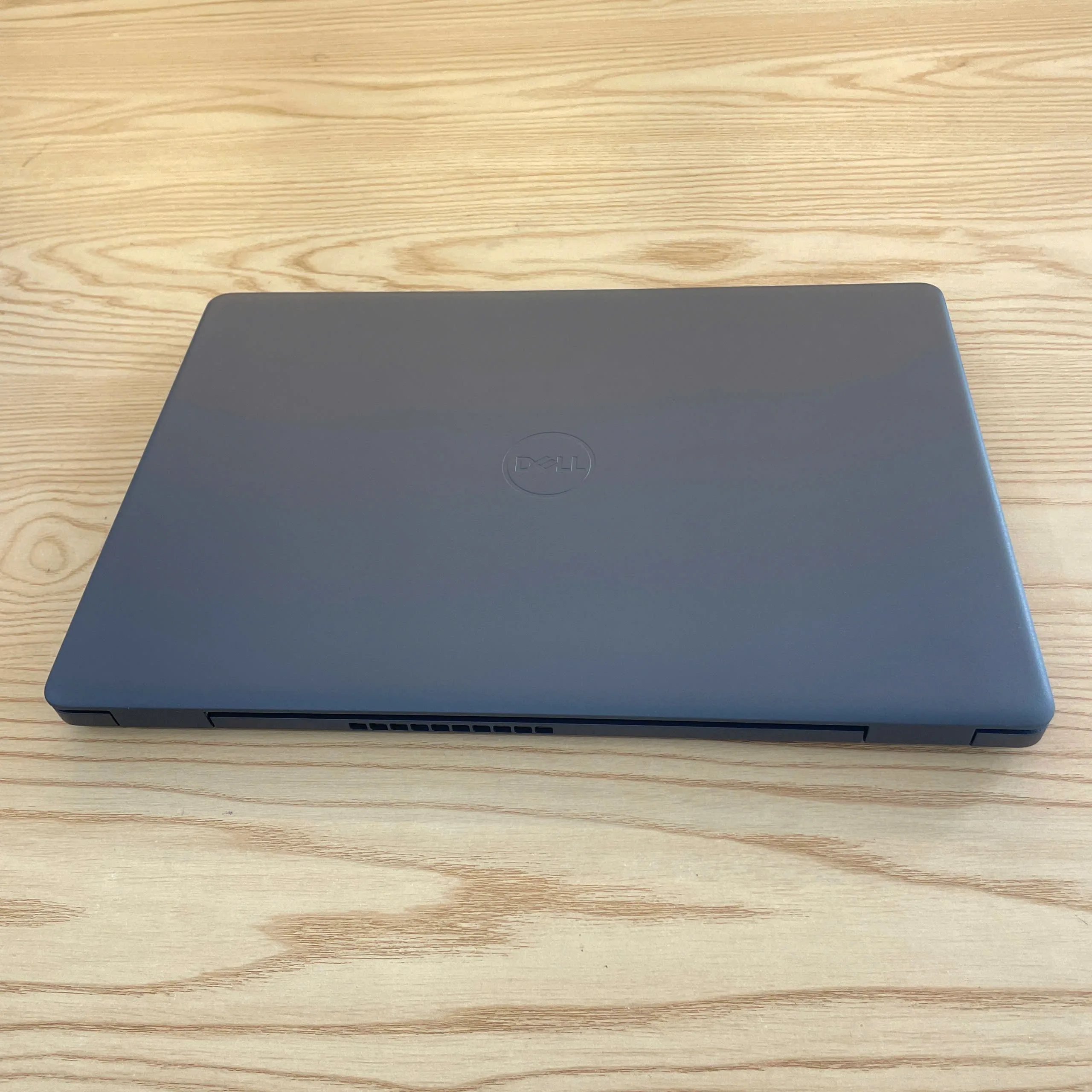 Dell Inspiron 3505 Ryzen 3 3250/Ram 8GB/SSD 256GB/màn hình 15.6"