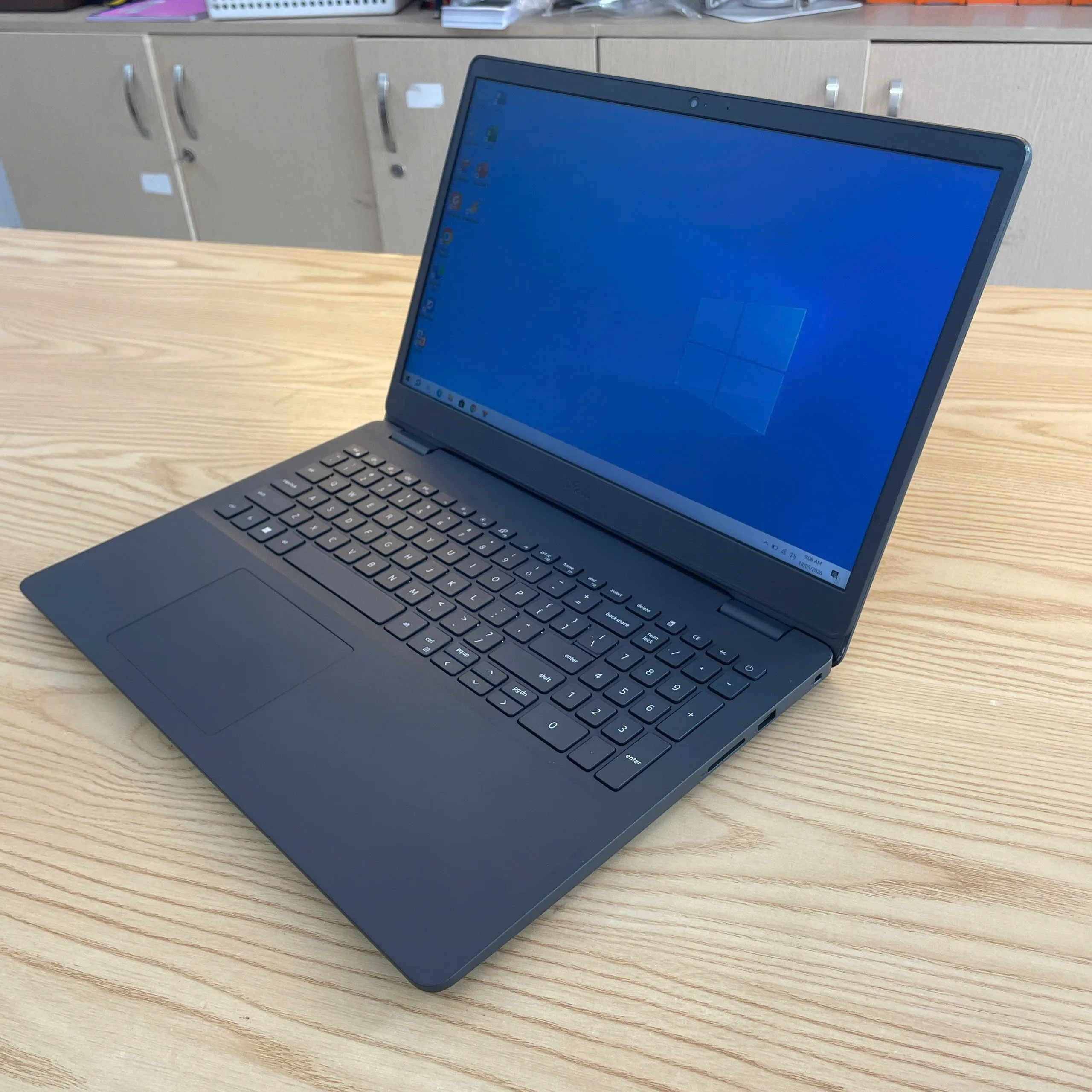Dell Inspiron 3505 Ryzen 3 3250/Ram 8GB/SSD 256GB/màn hình 15.6"