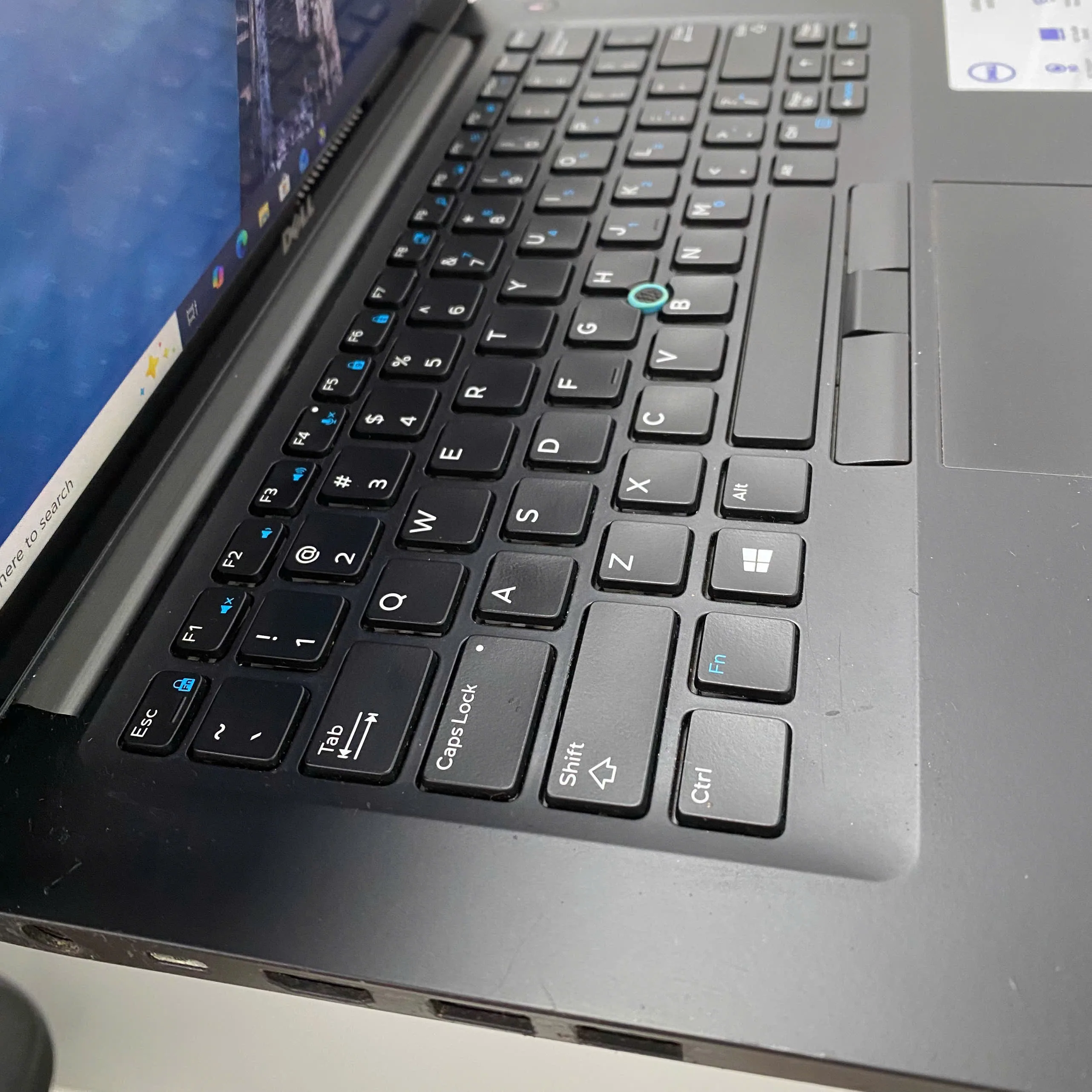 Dell Latitude E7480 core i5-6300u/Ram 8GB/SSD 256GB/màn 14.0inch