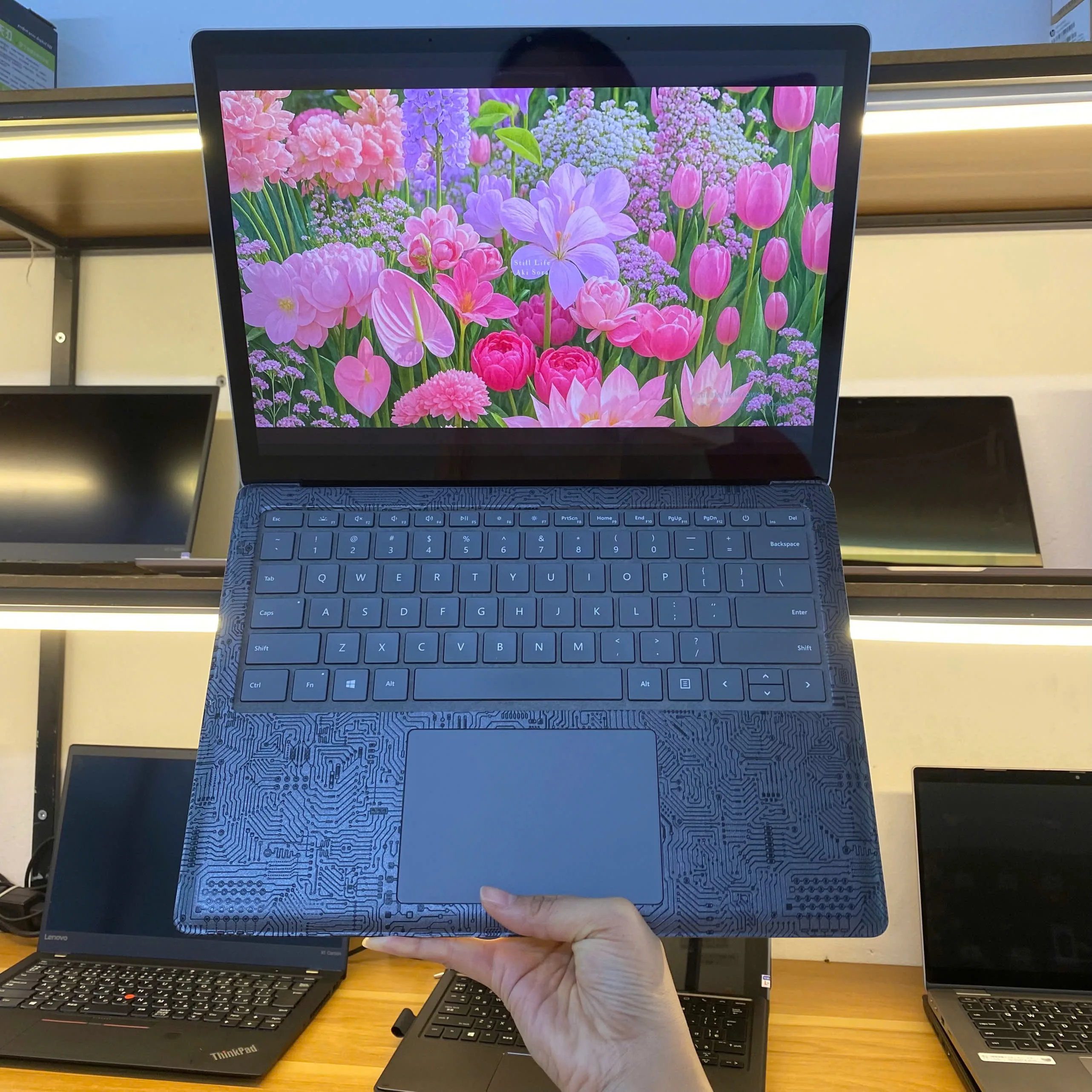 Surface Laptop 4 Ryzen 5/Ram 8GB/SSD 128/Màn hình 13.5" cảm ứng