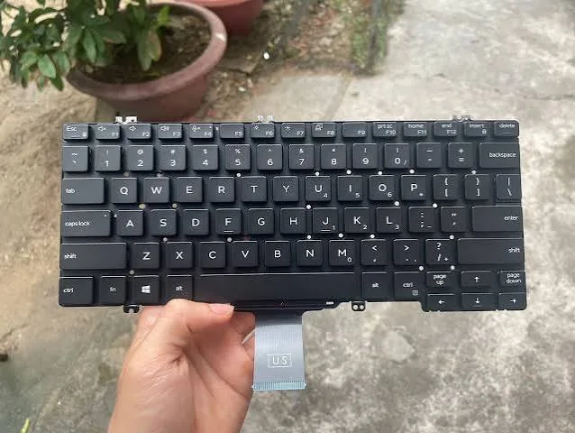 Phím Dell 5300 bóc máy