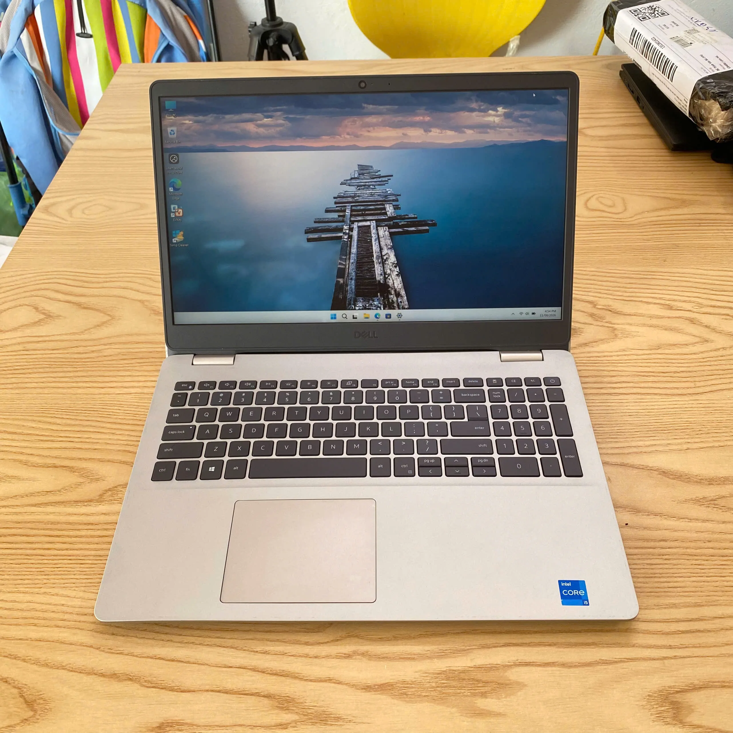 Dell Vostro 3500 core i5-1135G7 ram 8gb ssd 256gb/Màn hình 15.6"