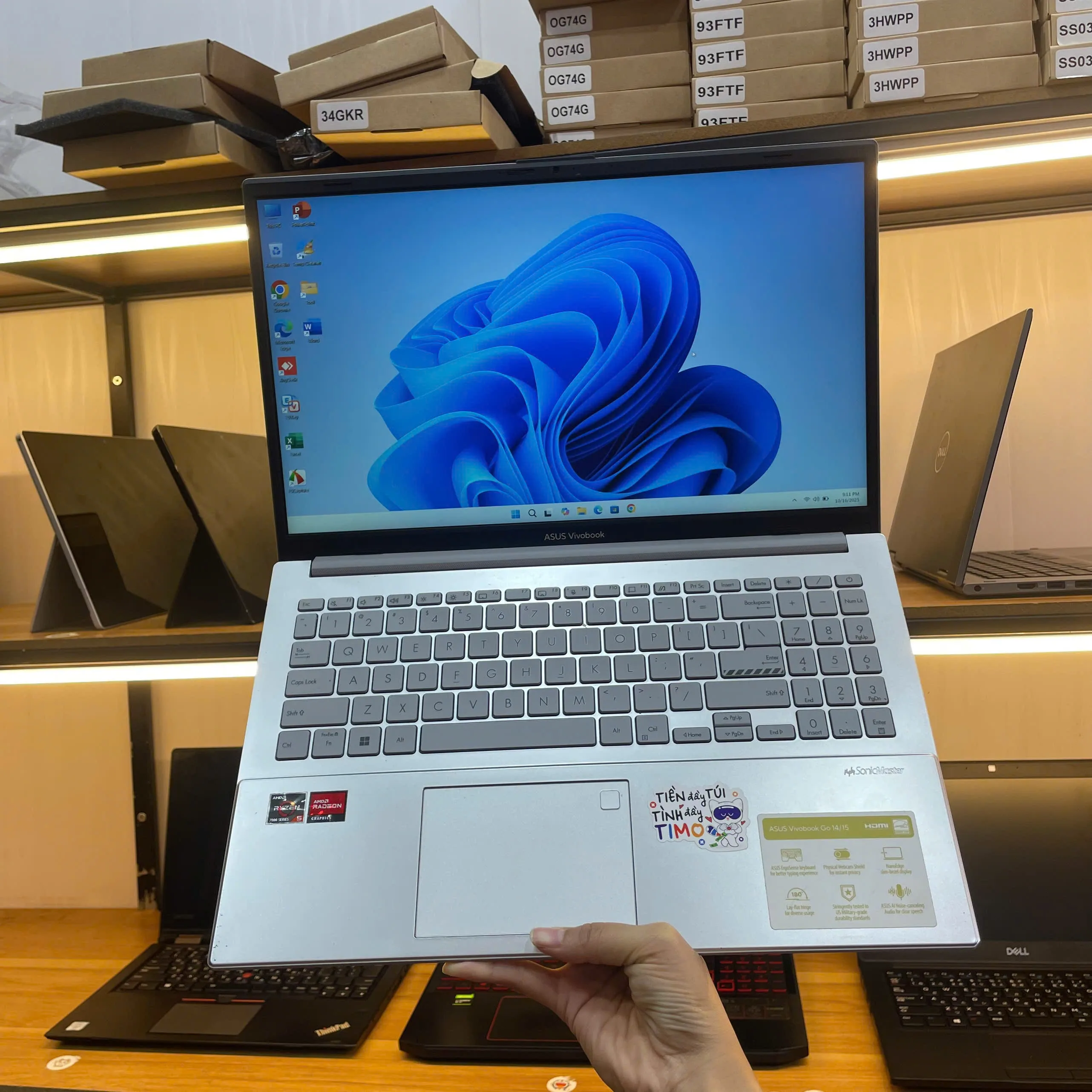Asus Vivobook Go 15 Ryzen 5-7520u ram 16gb ssd 512gb/Màn hình 15.6"