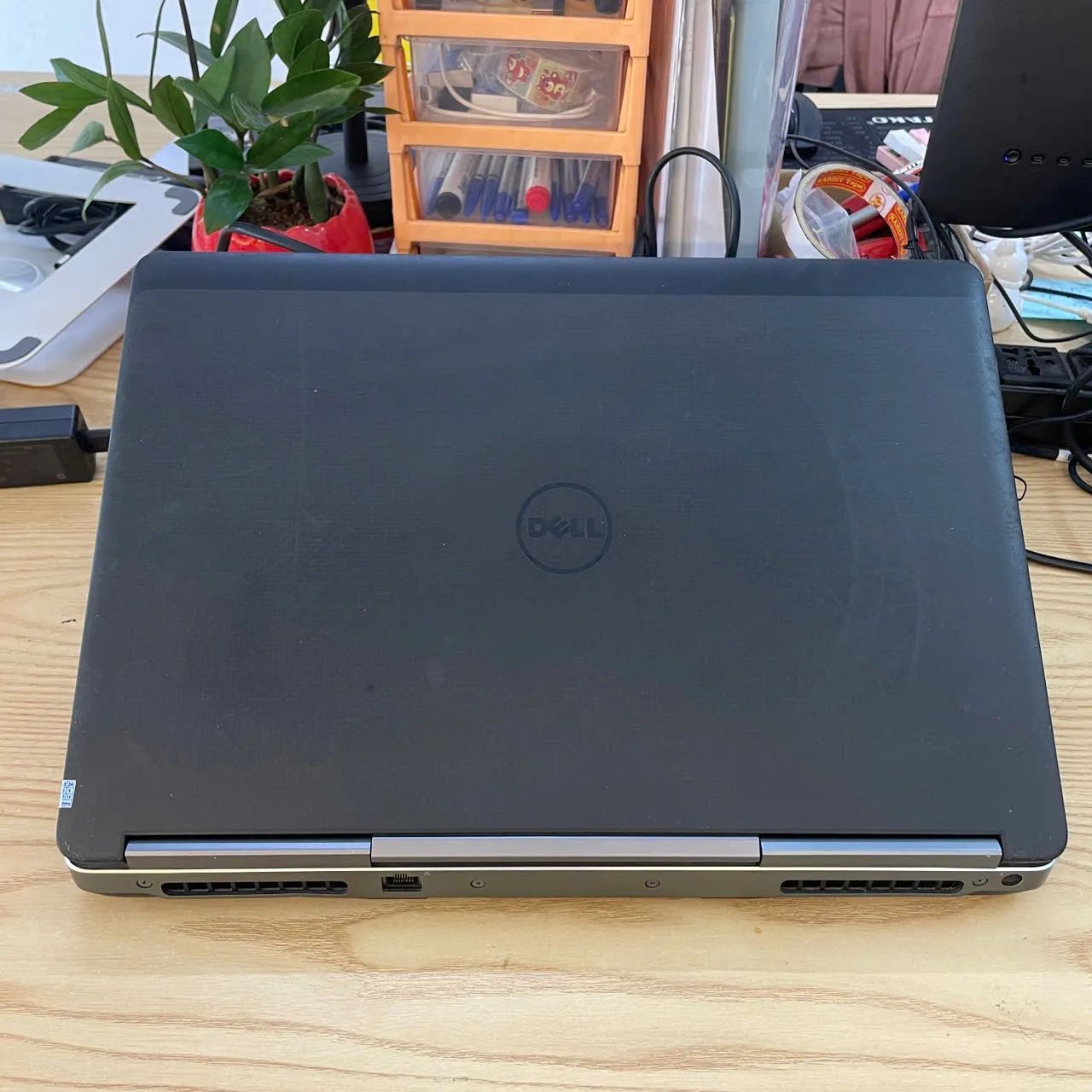 Dell Precision 7510 core i7-6820HQ/Ram 8GB/SSD 512GB/M1000M/màn 15.6"