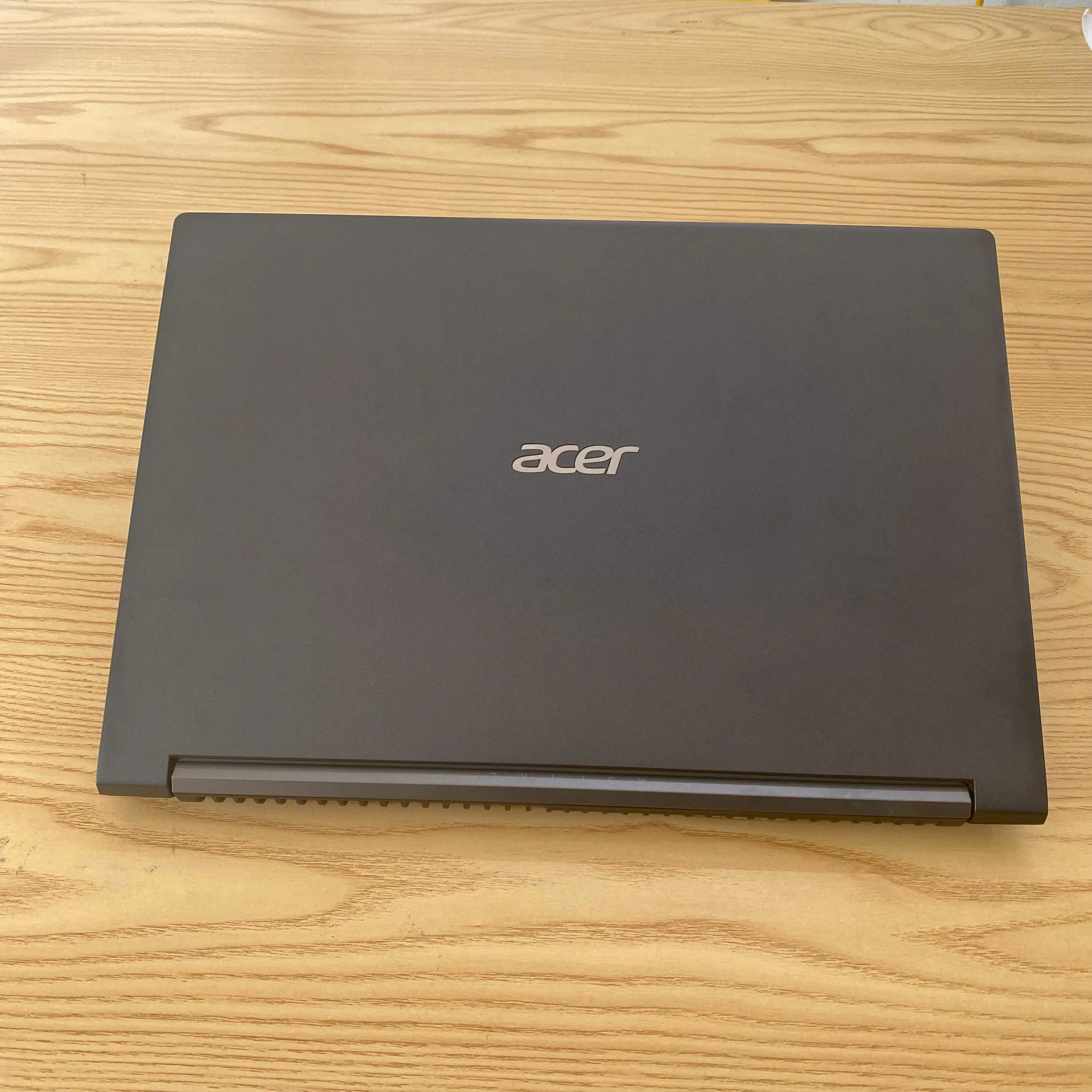 Acer aspire A715-42G Ryzen 5 5500u, Ram 8GB, SSD 256GB, RTX1650, màn 15.6" FHD