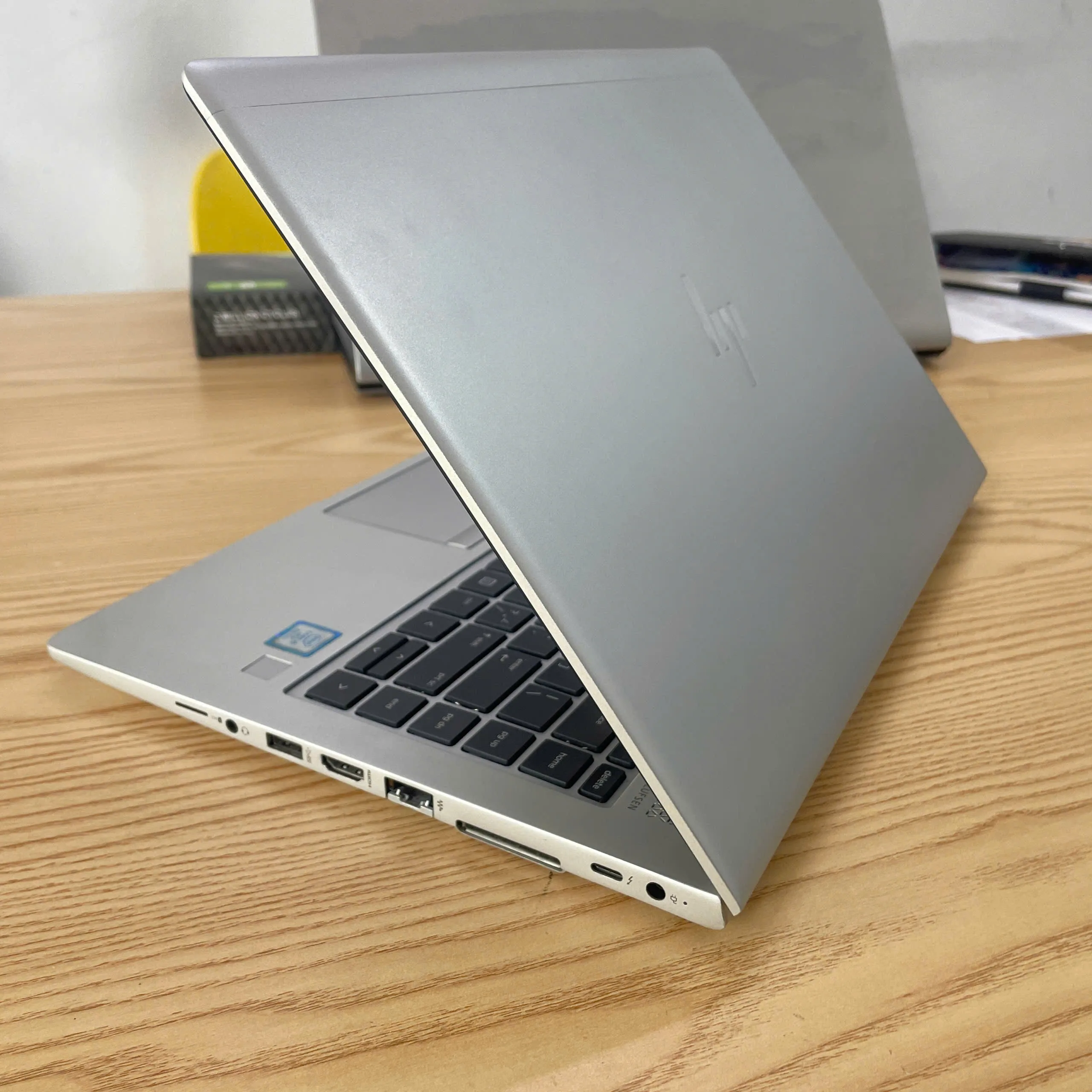 Hp Elitebook 840 G5 Core i5-8350U/ Ram 8GB/ SSD 256GB/ Màn hình 14.0" FHD