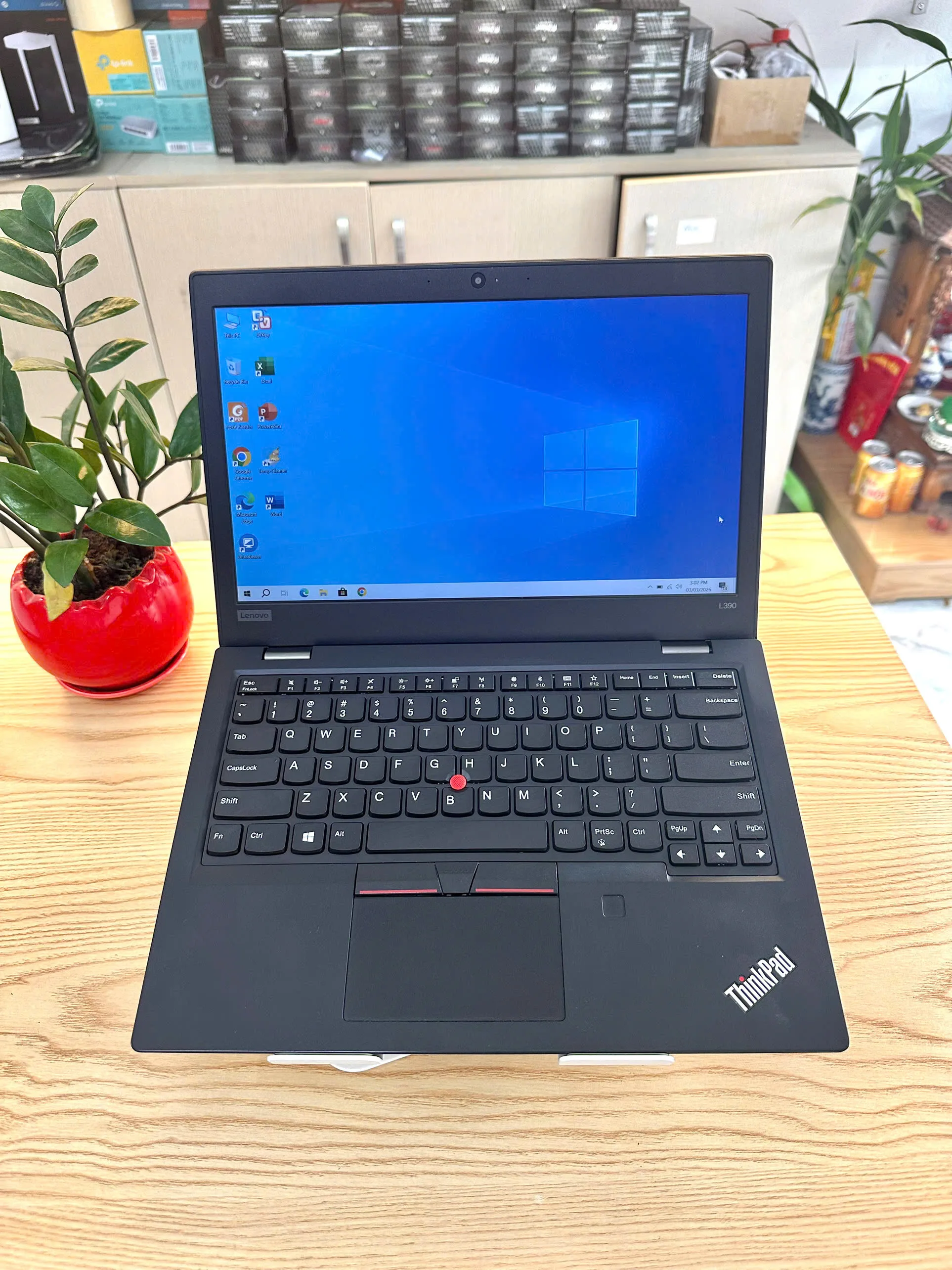 Lenovo Thinkpad L390 Core I5-8265U/Ram 4GB/SSD 128GB/15.6" HD