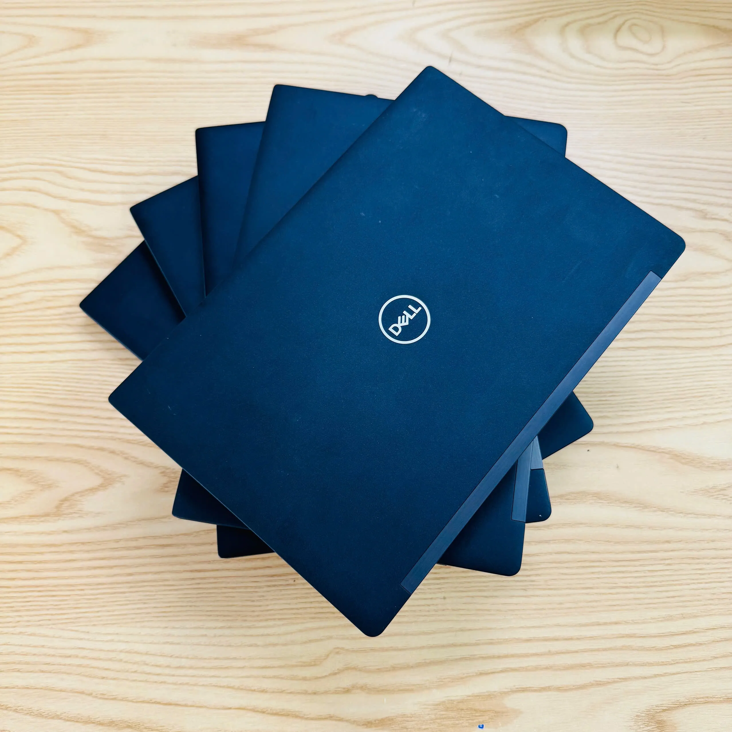 Dell Latitude 7290 core i5-7200u ram 4gb ssd 128gb/Màn hình 12.5"