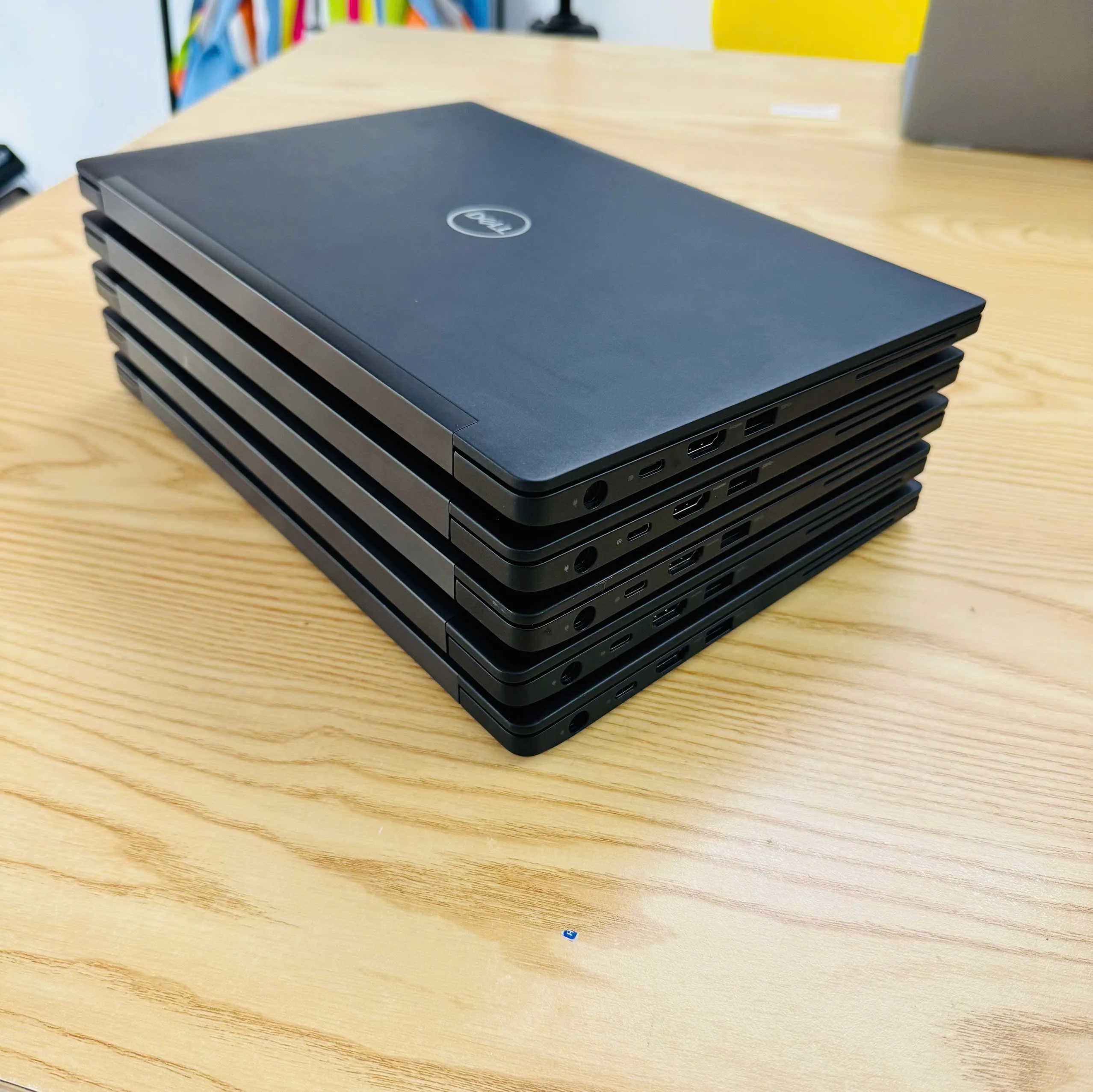 Dell Latitude 7290 core i5-7200u ram 4gb ssd 128gb/Màn hình 12.5"