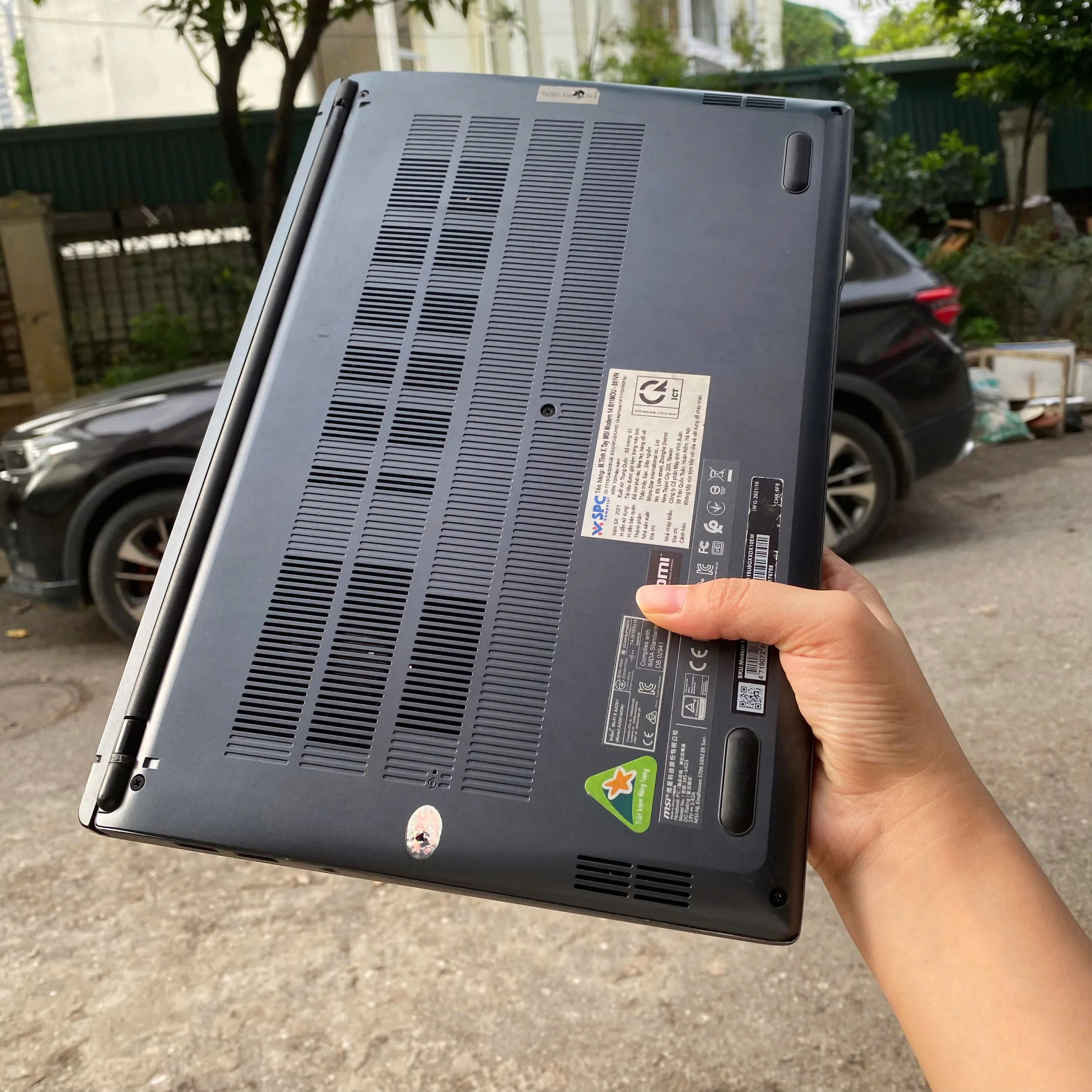 MSI Morden 14 B10MW core I3-10110U/Ram 8GB/SSD 128/14"FHD