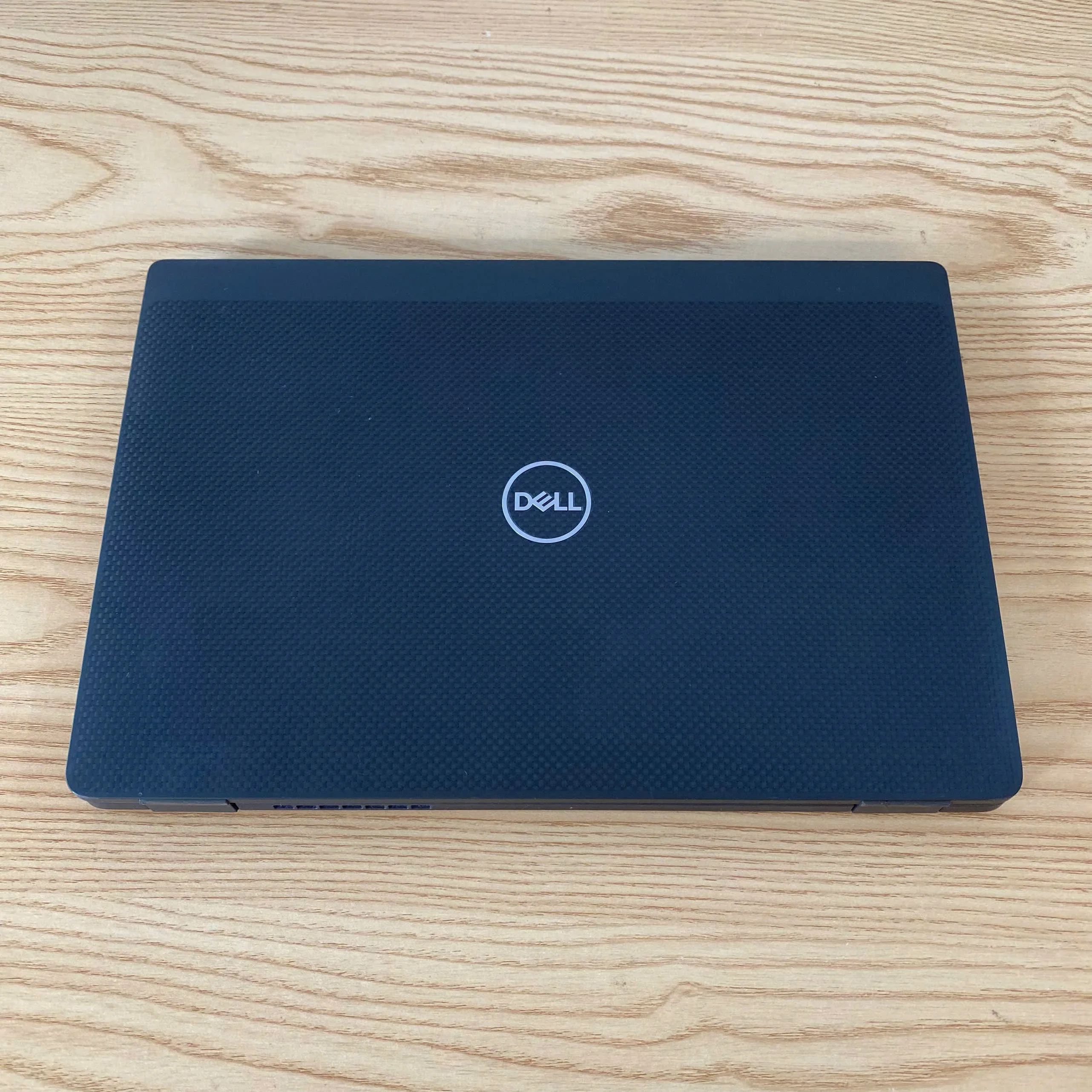 Dell Latitude 7310 core i5-10310U ram 8gb ssd 256gb/Màn hình 13.3"