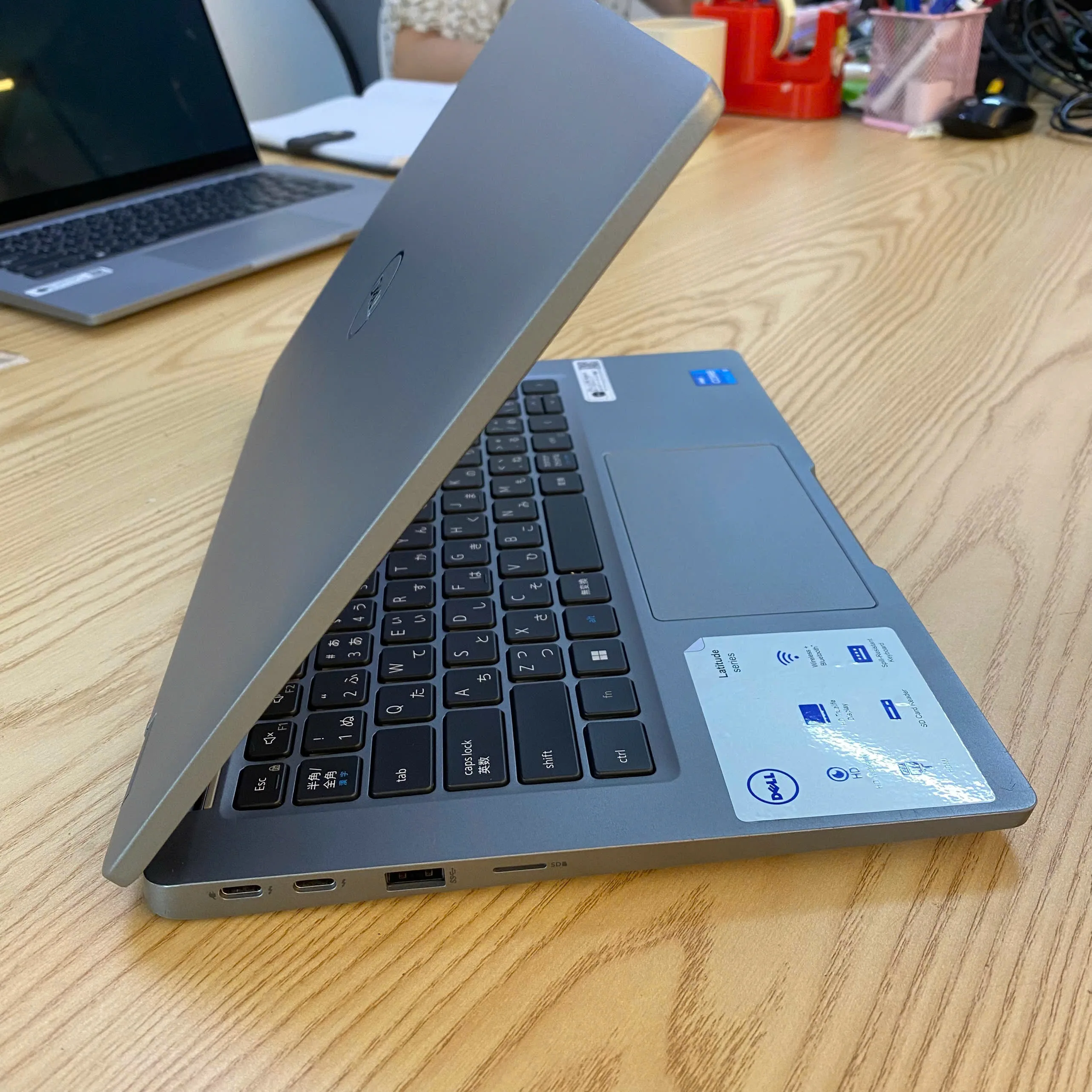 Dell Latitude 5320 2in1 core i5-1145G7 ram 8gb ssd 128gb/Màn hình 13.3" Cảm ứng