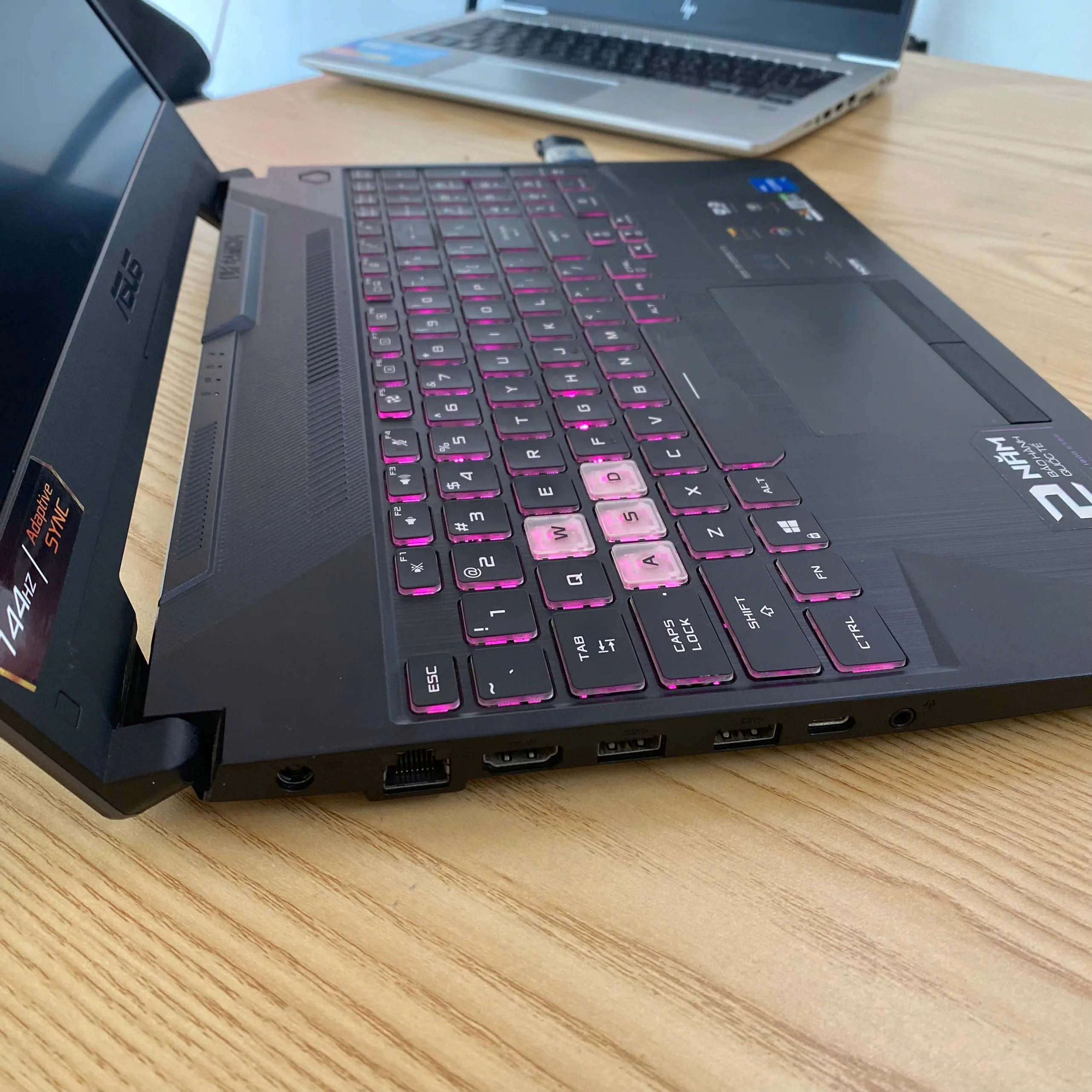ASUS TUF F15 FX506HC Core i5-11400H/ Ram 8GB/ SSD 512GB/ RTX 3050/ 15.6 144HZ