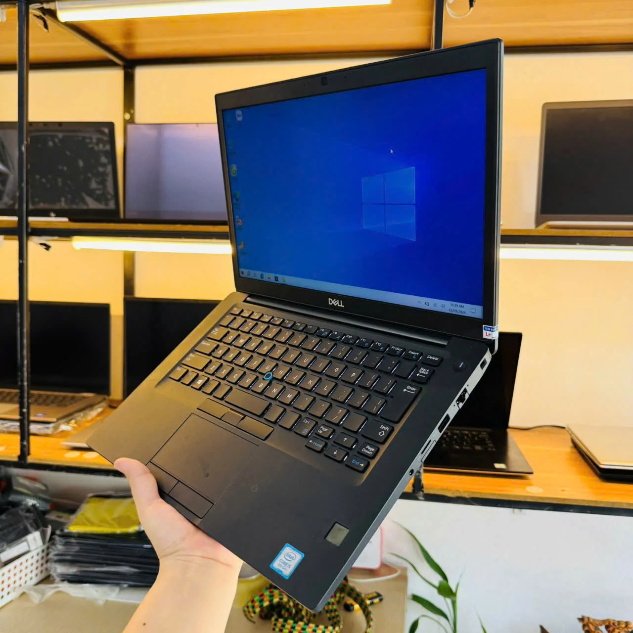 DELL Latitude 7490 i5-8250u/Ram 8GB/SSD 256GB/14"FHD