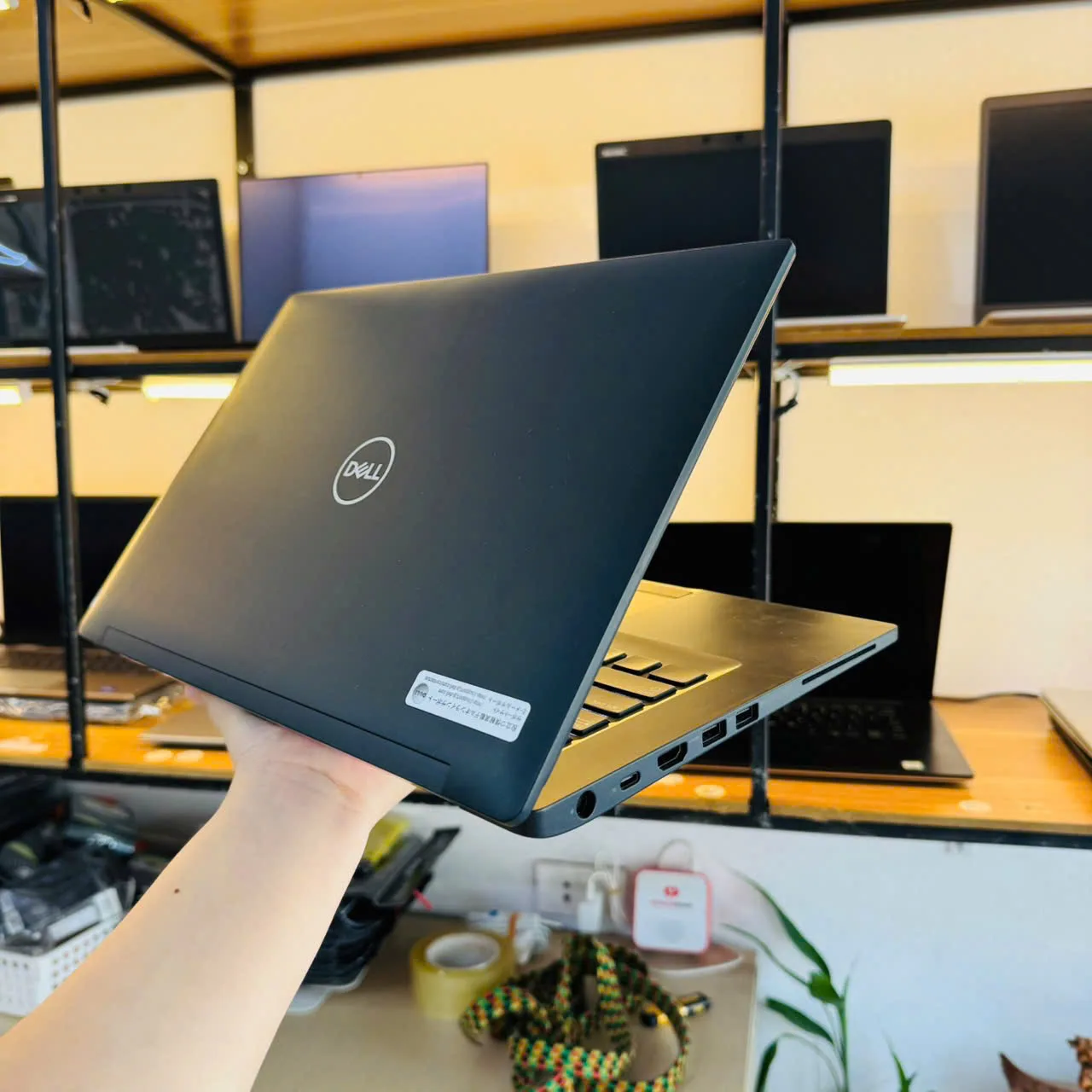 DELL Latitude 7490 i5-8250u/Ram 8GB/SSD 256GB/14"FHD