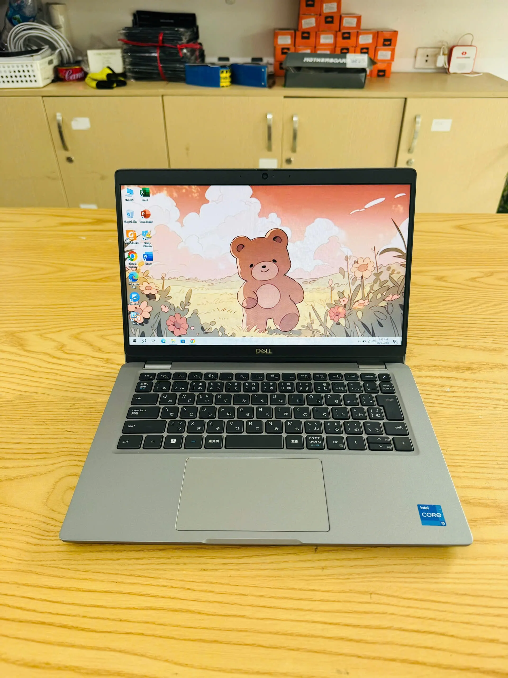 Dell Latitude 5310 Core i5-10310u/ Ram 8GB/ SSD 256GB/ Màn hình 13.3" 1