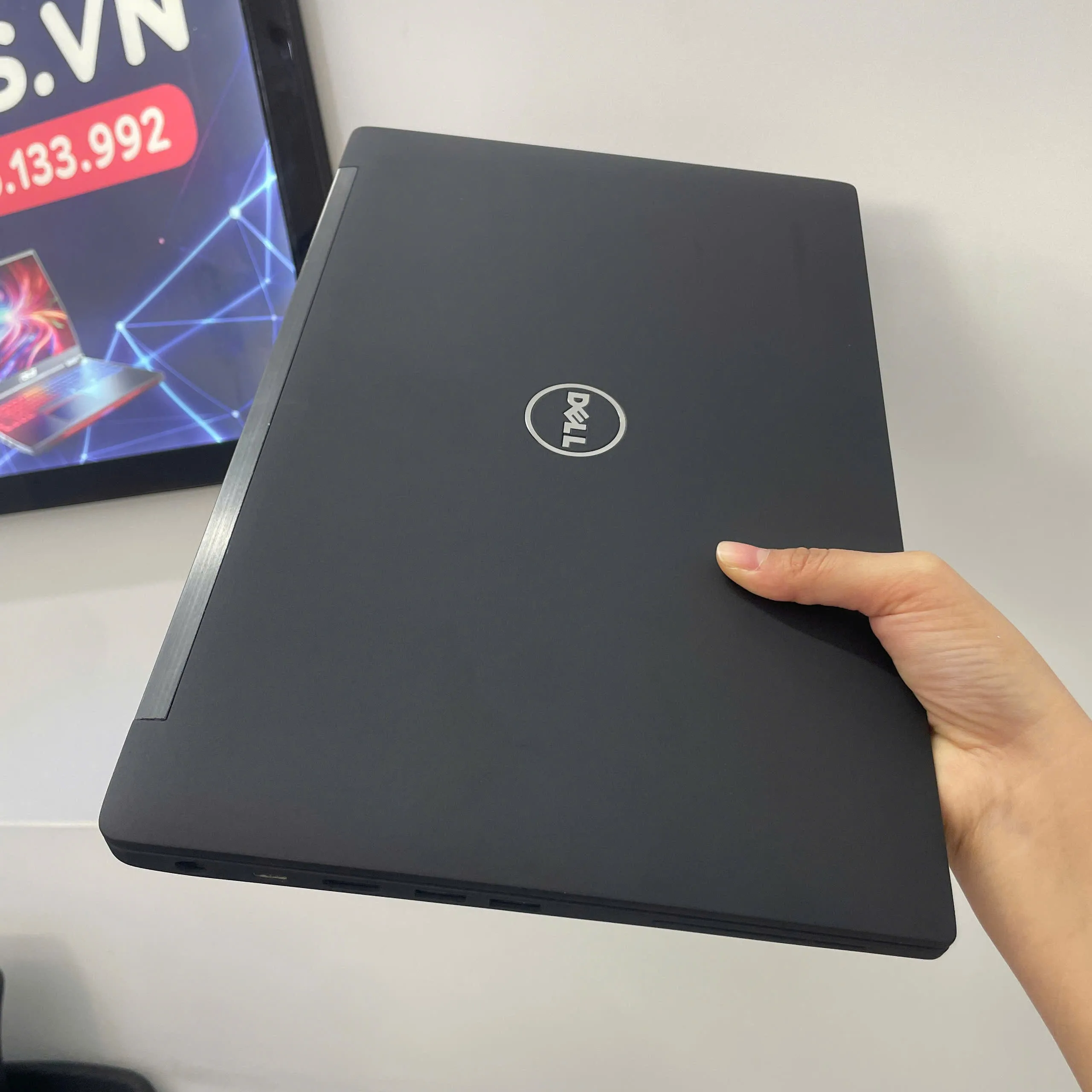 Dell Latitude 7480 core i7-7600u ram 8gb ssd 240gb/Màn hình 14"