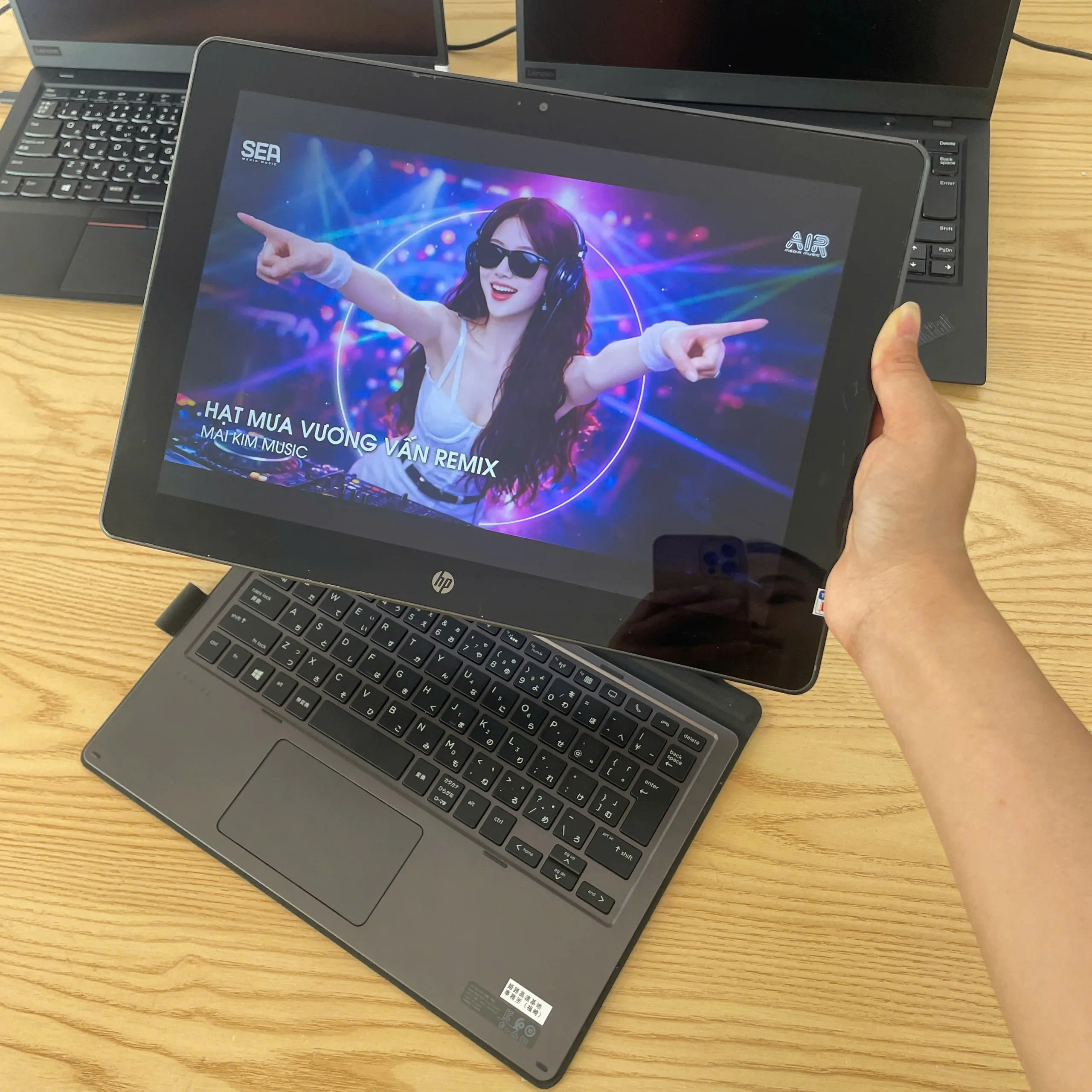 HP pro X2 612 G2 Core i5-7Y54/Ram 8GB/SSD 128GB/12.5" cảm ứng