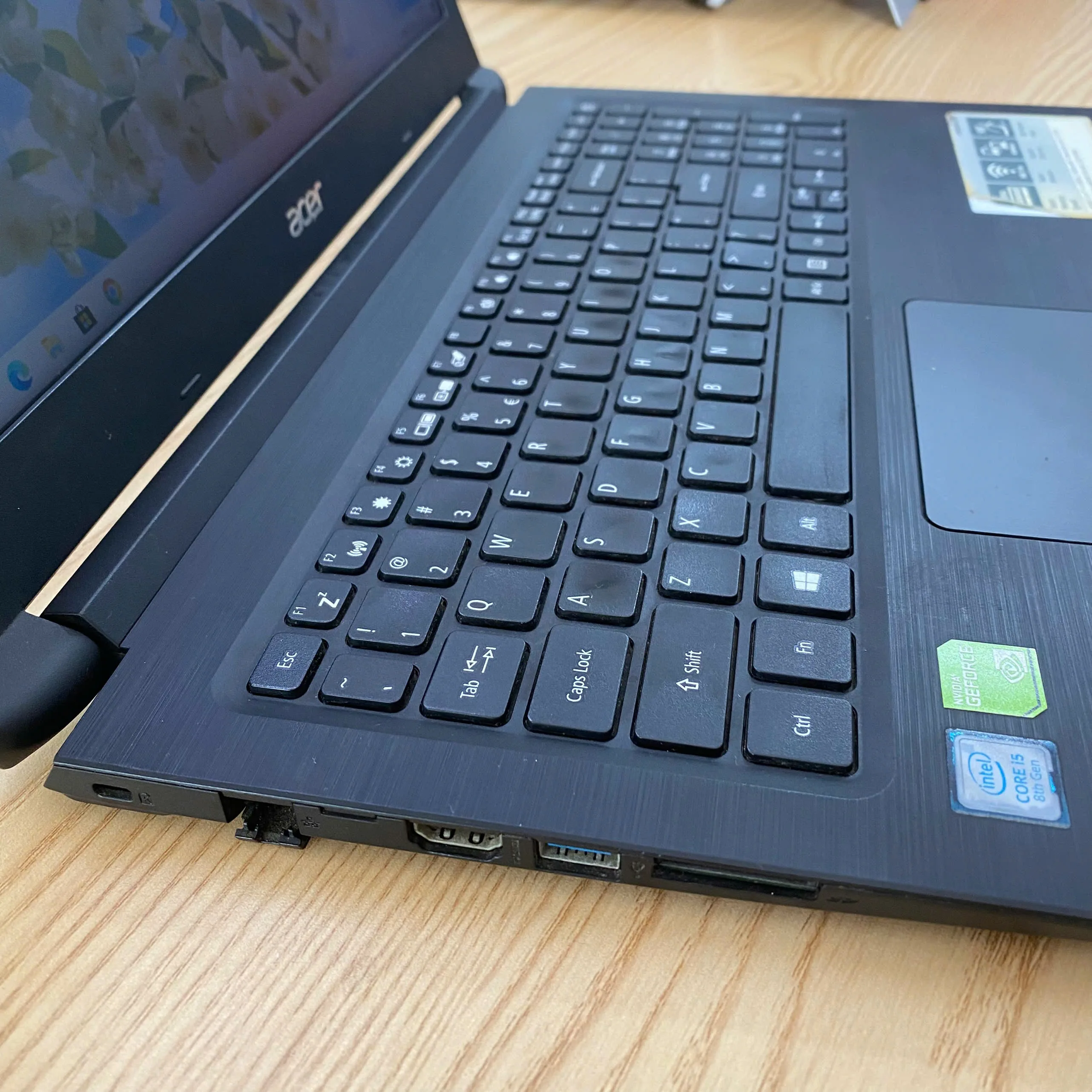 Acer A315-53 core i5-8250u màn 15.6"