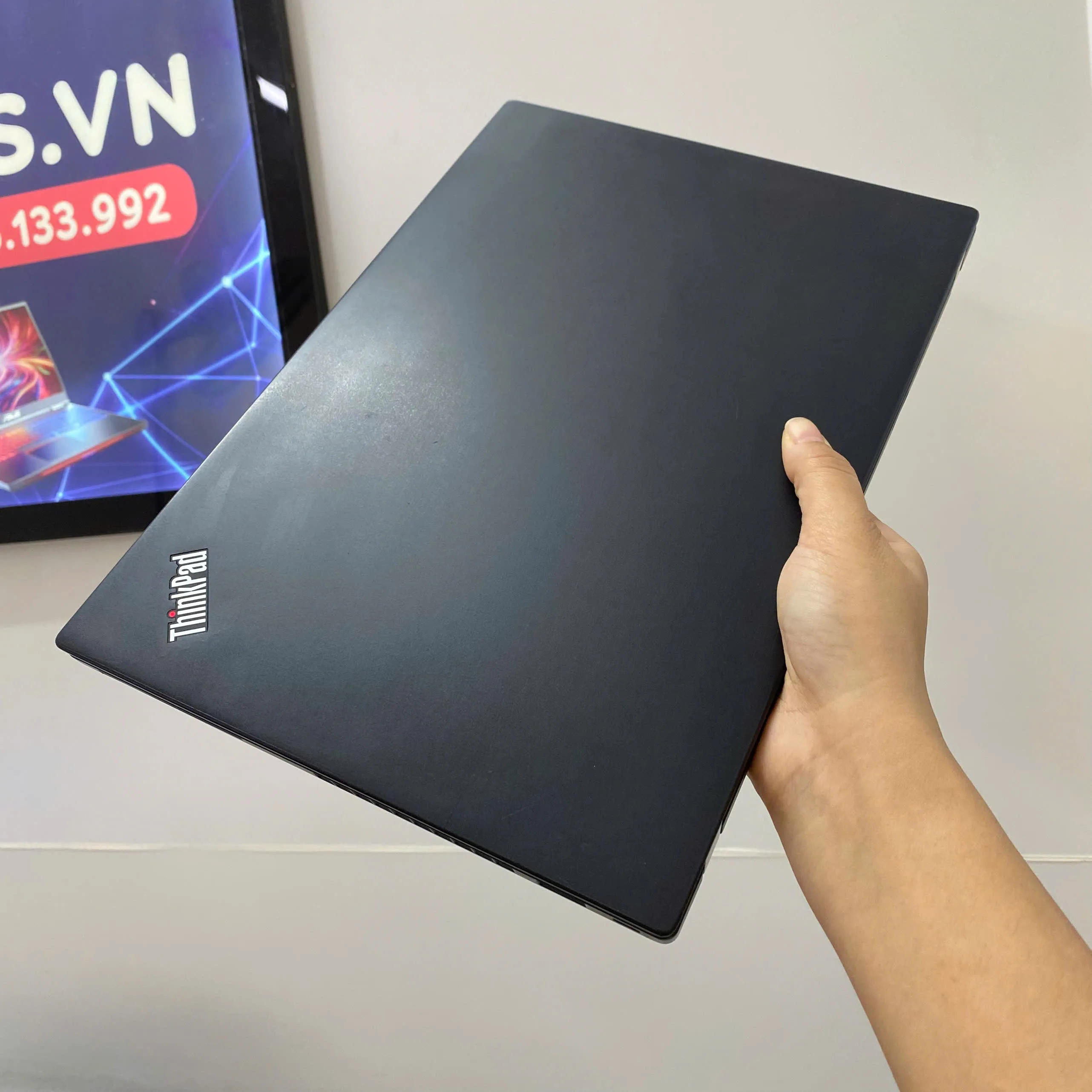 Lenovo Thinkpad x280 Core i5-8250u/ Ram 8GB/ SSD 256Gb/ Màn hình 12.5"