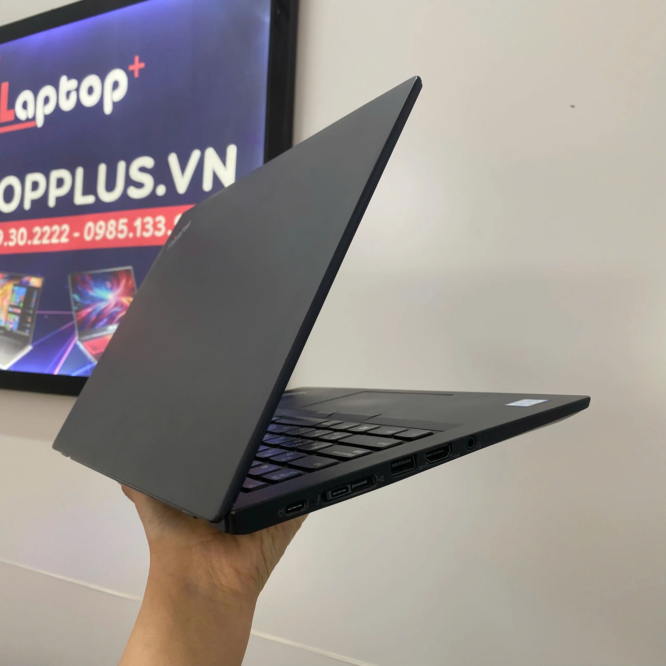 Lenovo Thinkpad x280 Core i5-8250u/ Ram 8GB/ SSD 256Gb/ Màn hình 12.5"
