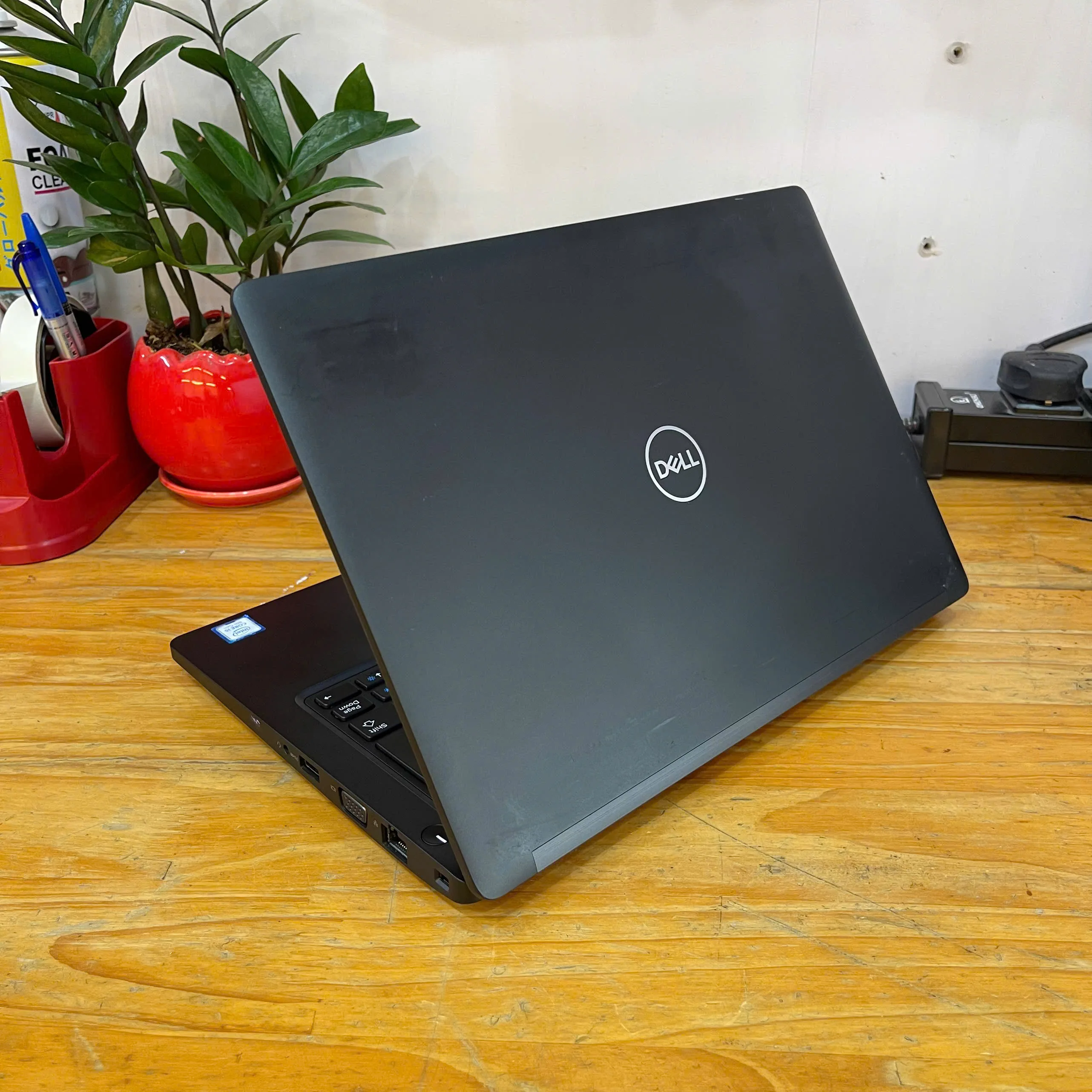 Dell Latitude E5250 Core i5-5200u/ Ram 4GB/ SSD 128GB/ Màn hình 12.5"