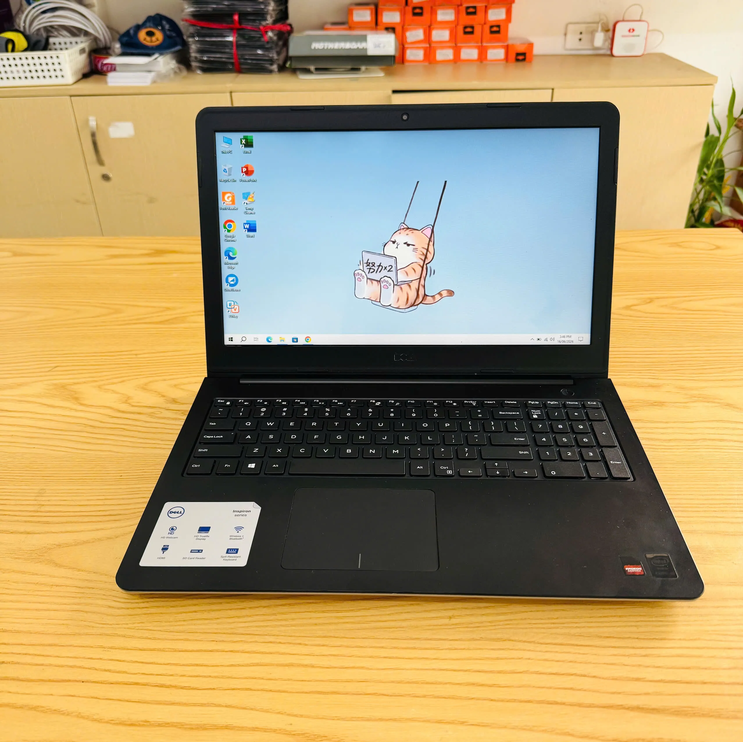 Dell inspiron 5548 core i5-5200u ram 4gb ssd 120gb/Màn hình 15.6"