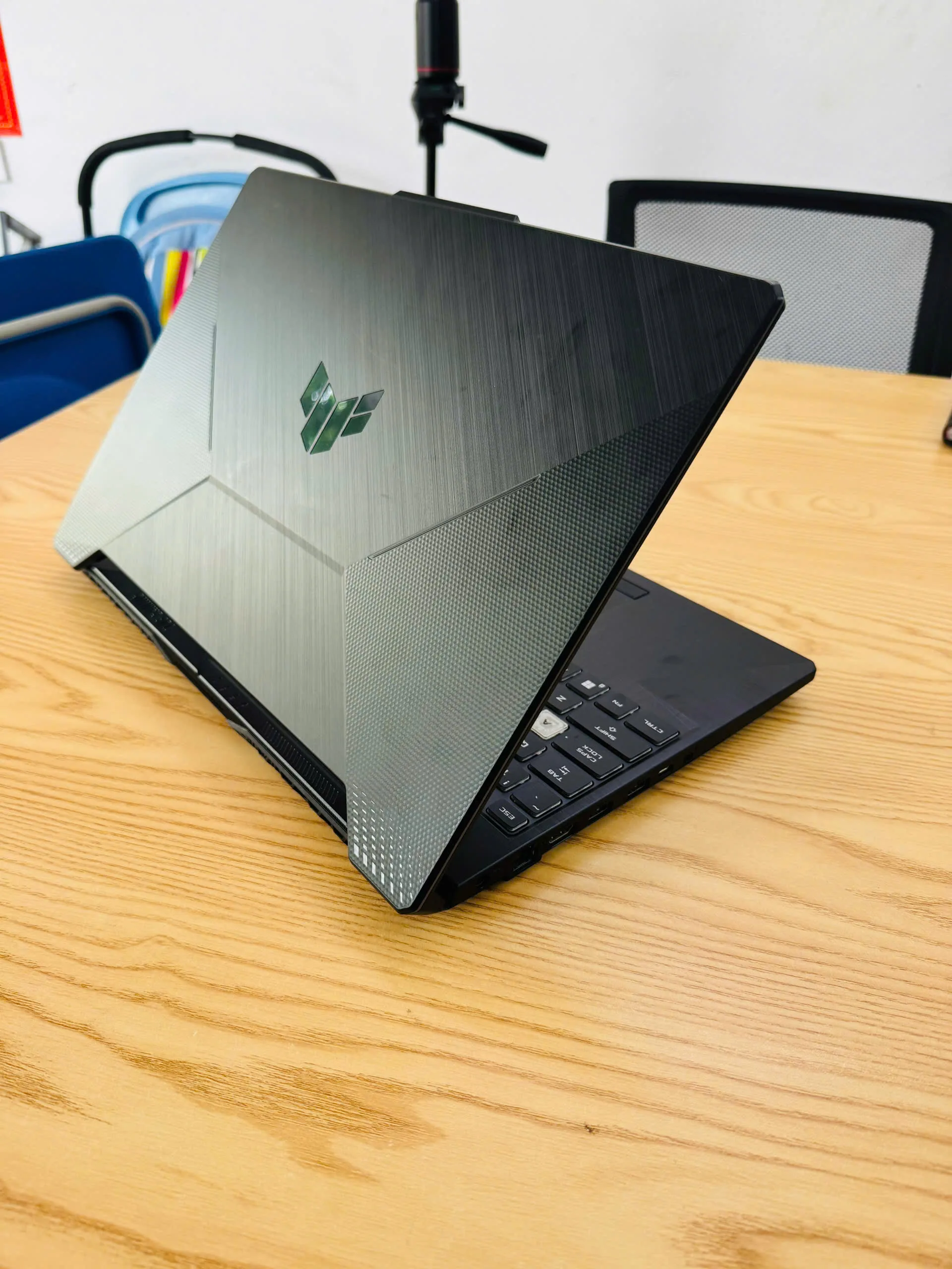 Asus TUF FX506 core i5-10300H ram 8gb ssd 512gb/Card 1650Ti/Màn hình 15.6"