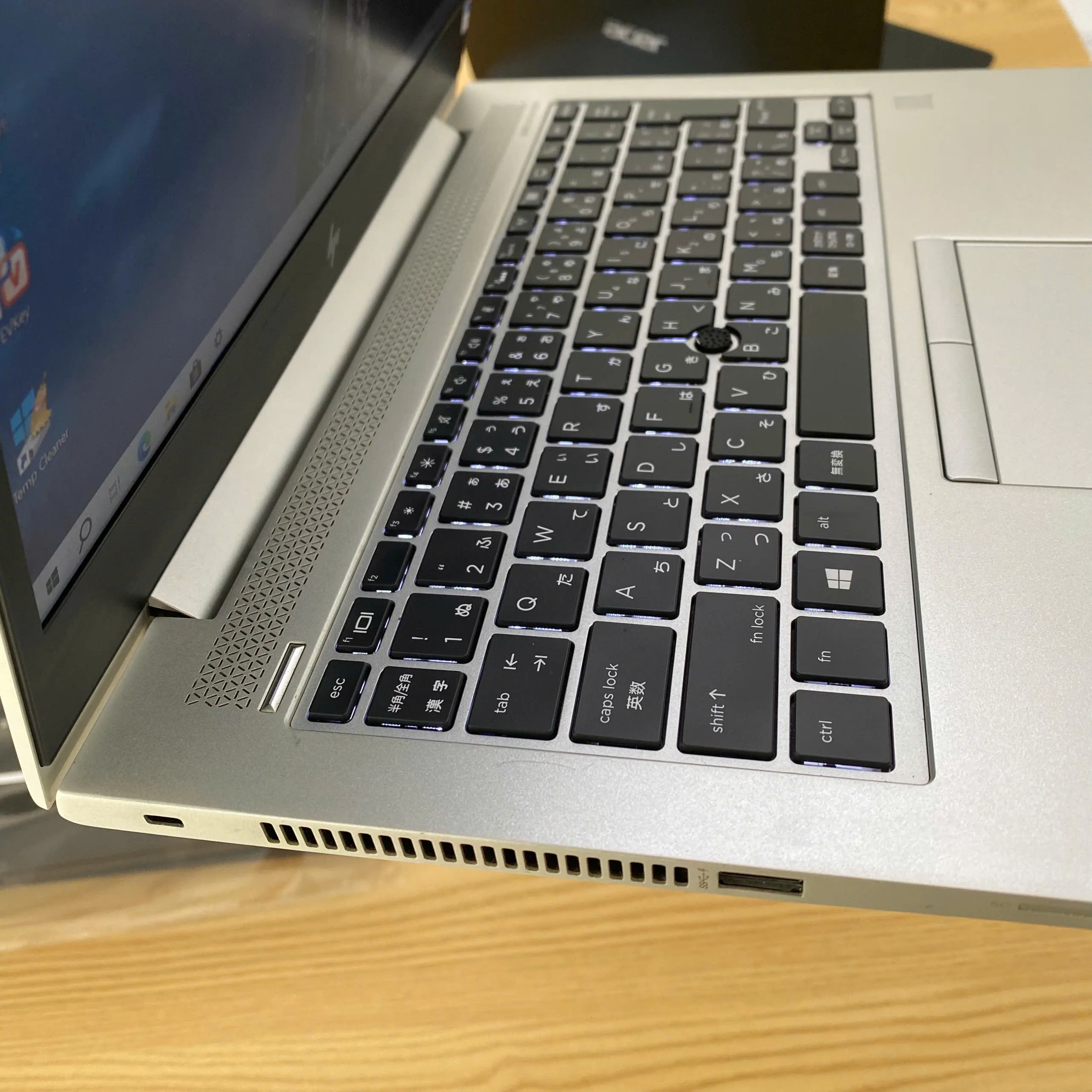 HP Elitebook 830G6 core i5-8265u ram 8gb ssd 128gb/Màn hình 13.3"