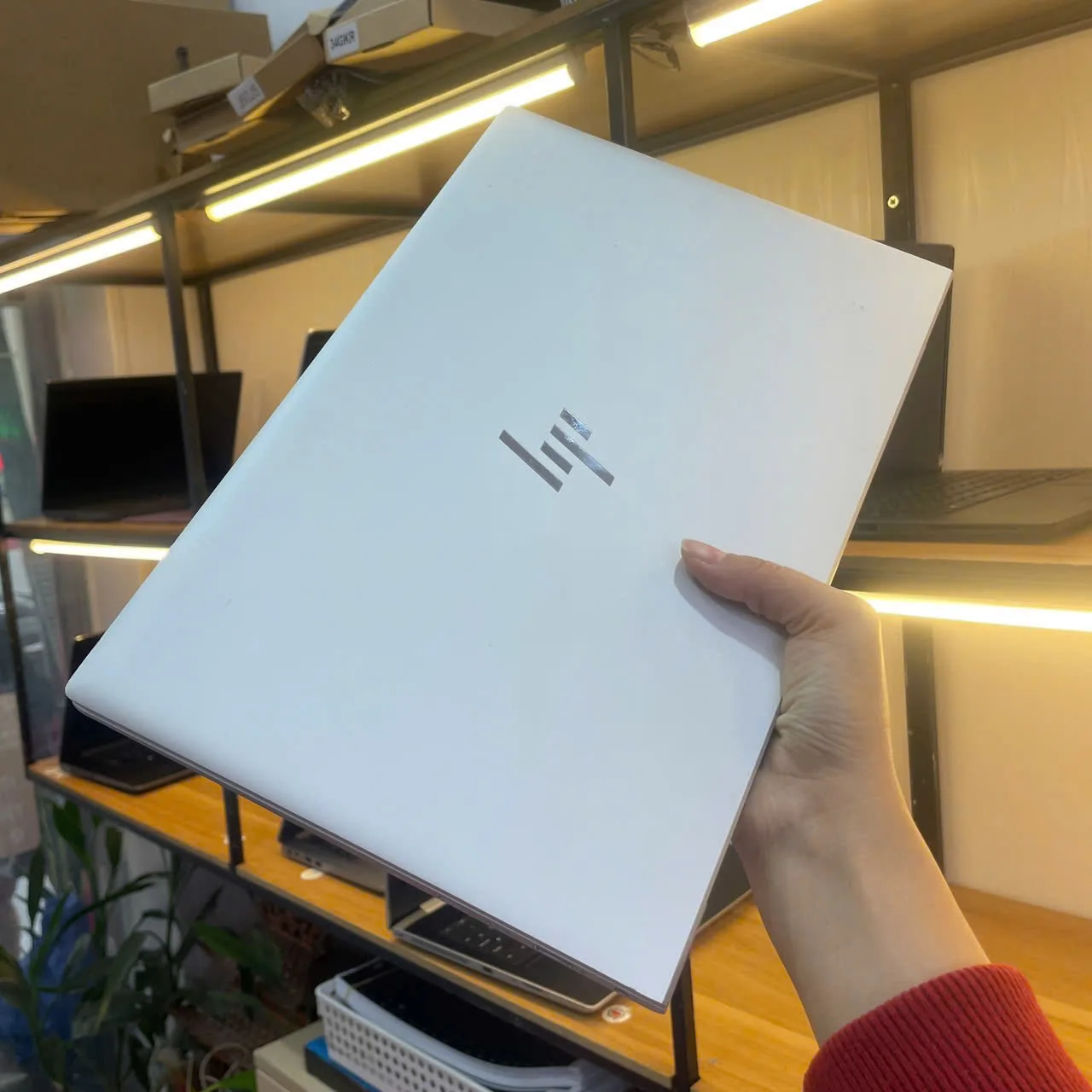 HP Elitebook 830G7 core i5-10310U ram 8gb ssd 256gb/Màn hình 13.3"