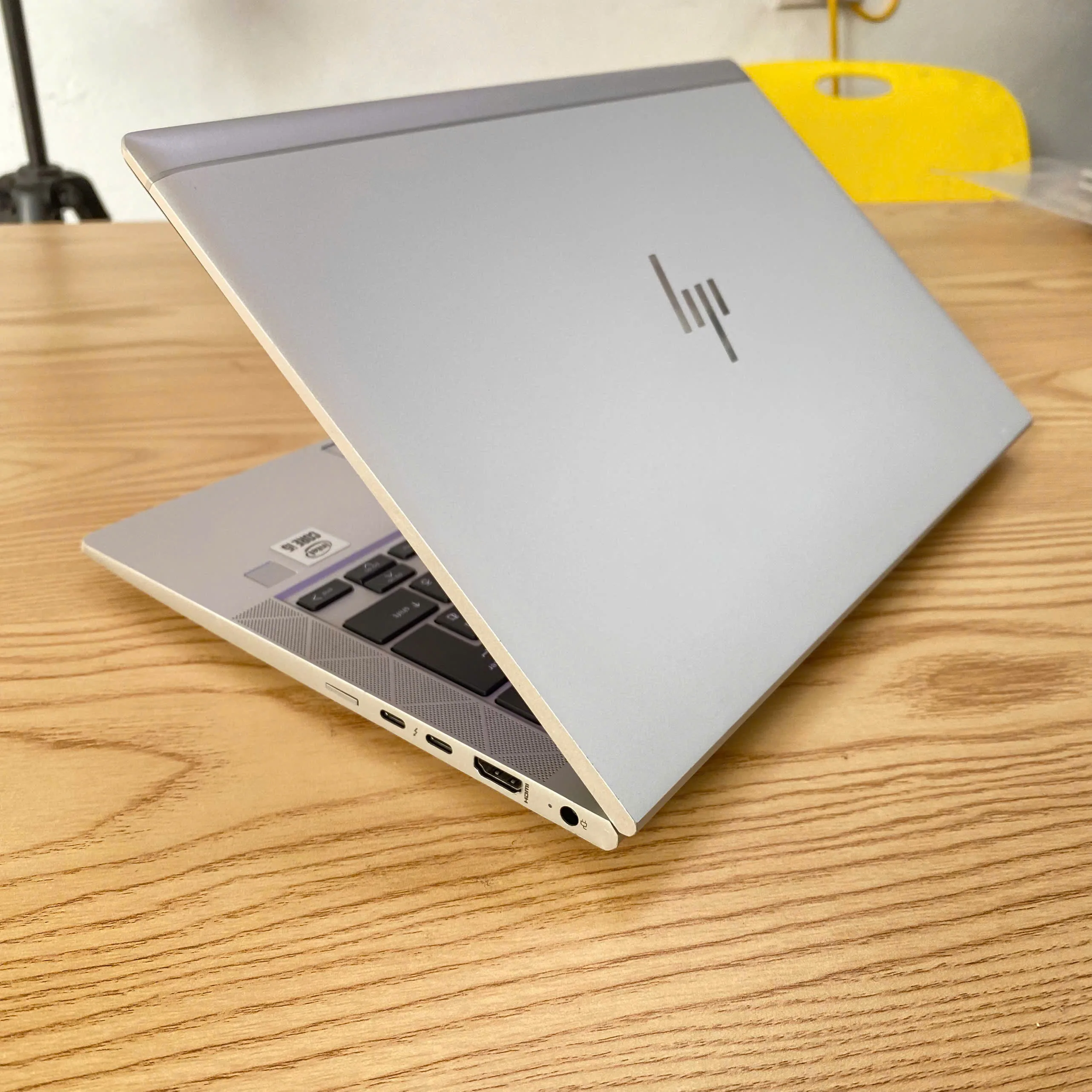 HP Elitebook 830G7 core i5-10310U ram 16gb ssd 256gb/Màn hình 13.3"