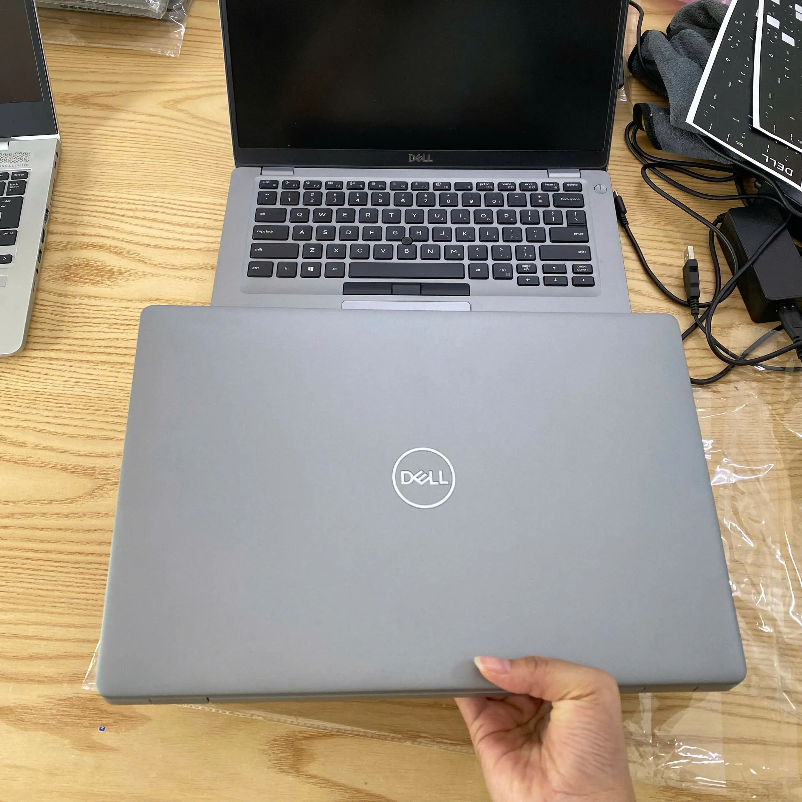 Dell Latitude 5410 core i5-10210u ram 8gb ssd 256gb/Màn hình 14"