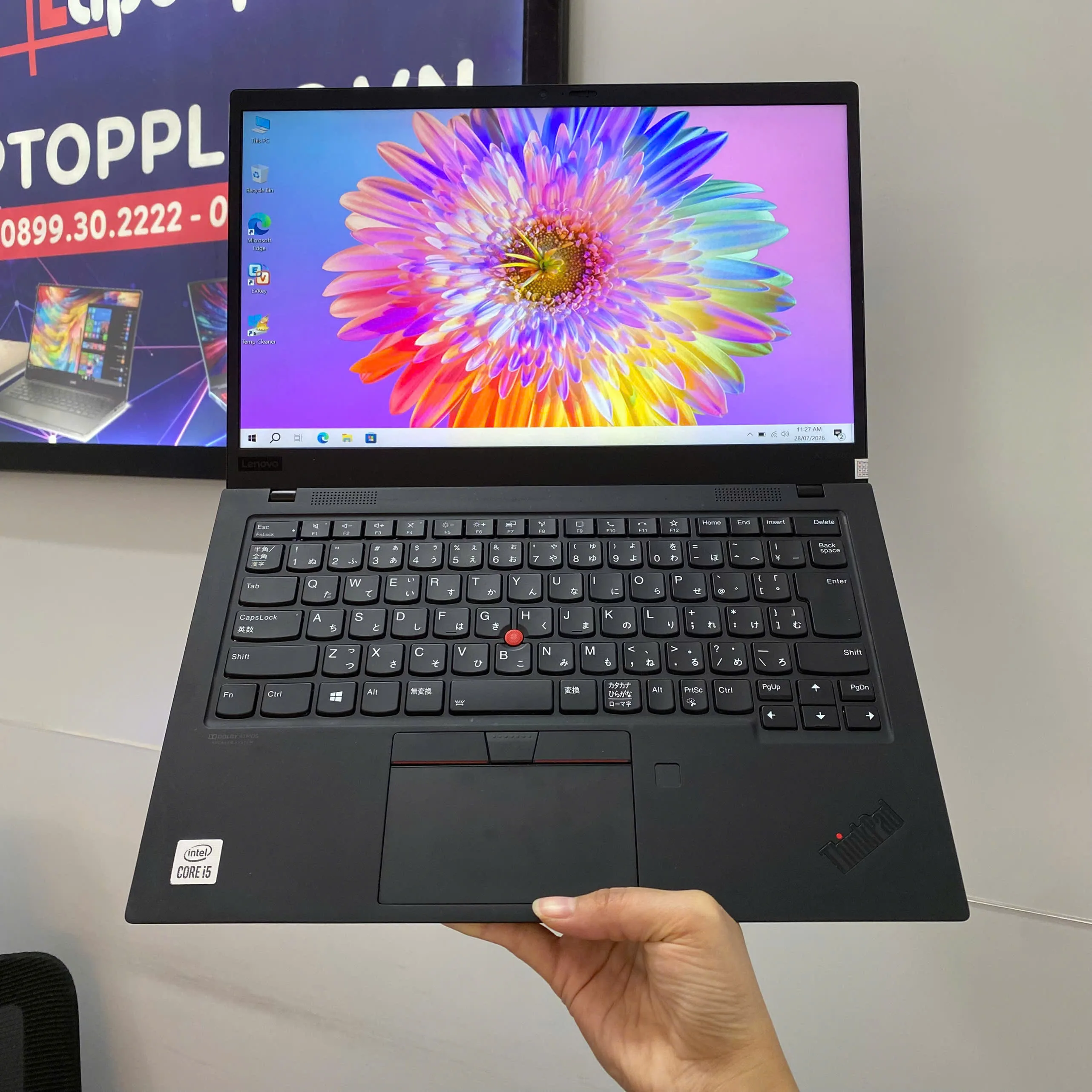 Lenovo Thinkpad X1 Carbon Gen 8 core i5-10210u ram 8gb ssd 256gb/Màn hình 14"
