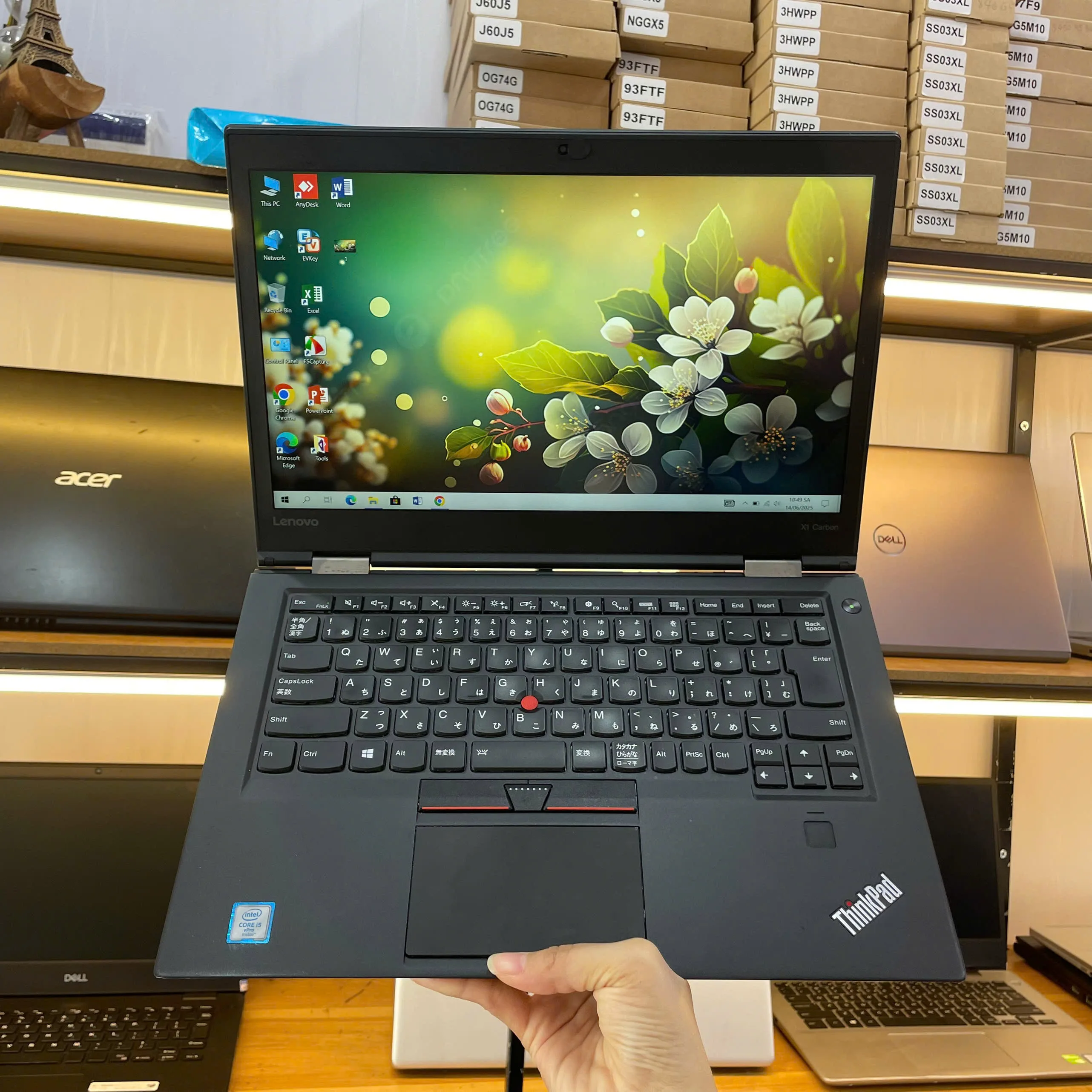 Lenovo Thinkpad X1 Carbon gen 4 core i5-6200u/Ram 8/SSD 128GB