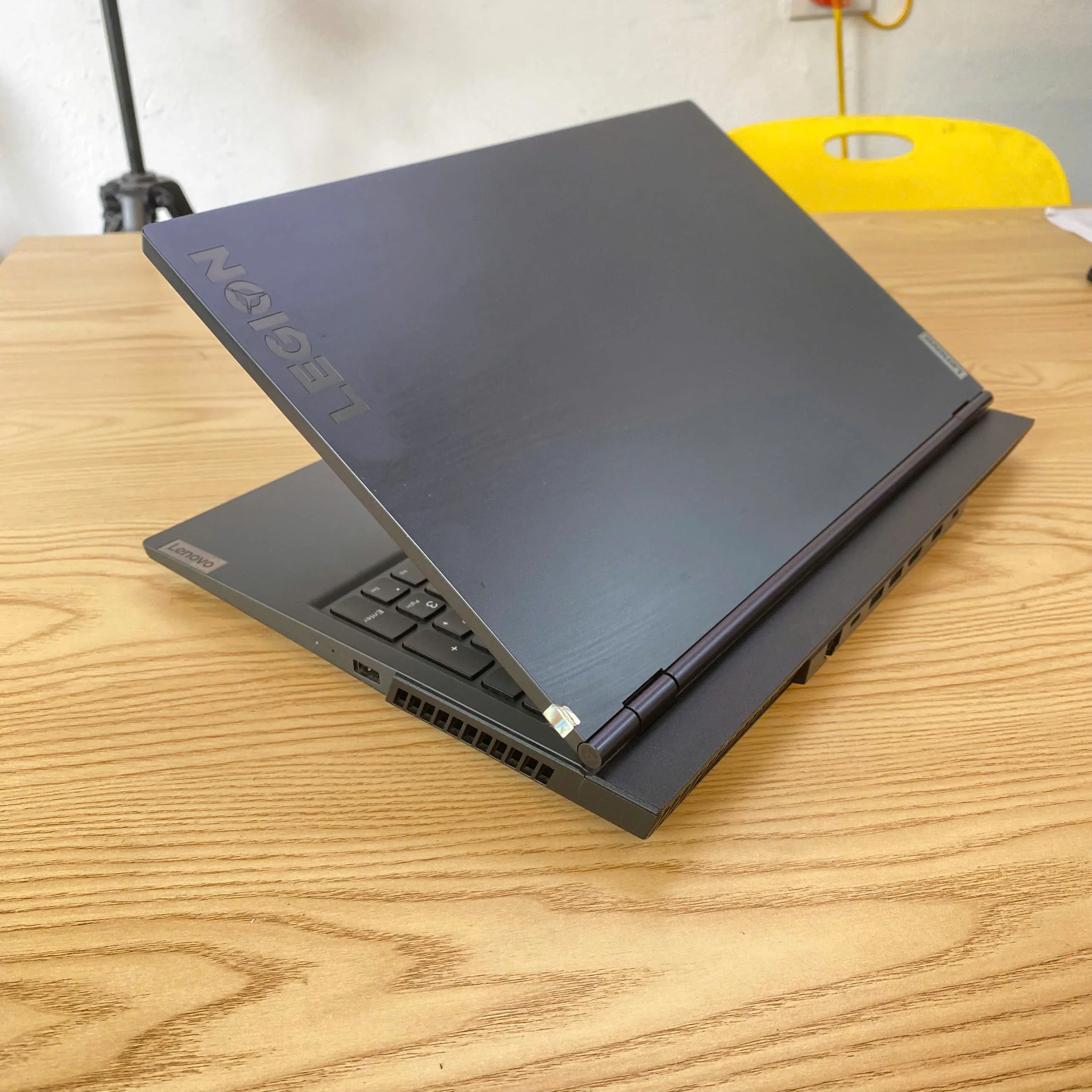 Lenovo Legion 5 AMD Ryzen 7-4800H ram 16 ssd 512/card 1660ti/màn 15.6"