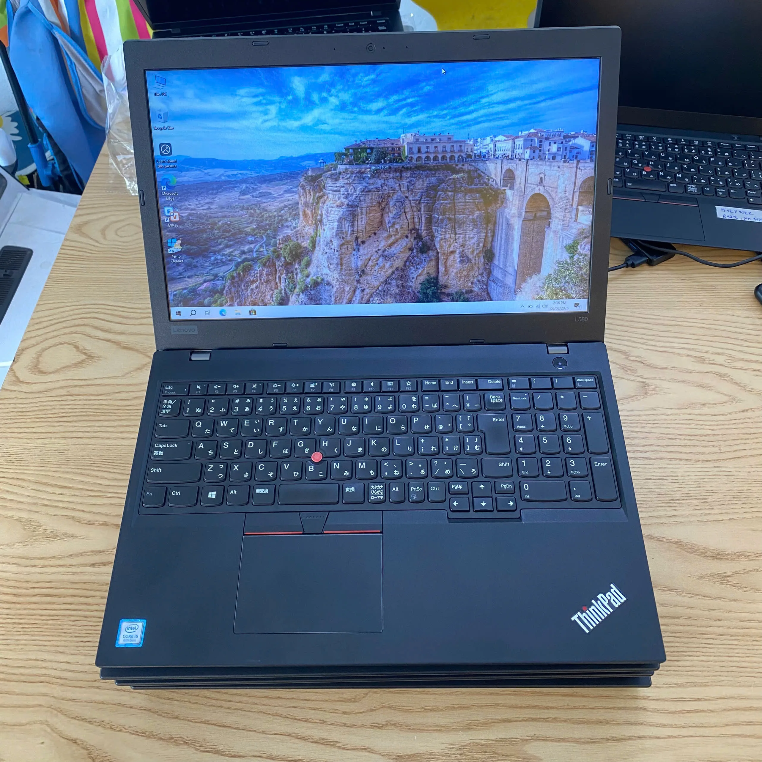 Lenovo Thinkpad L580 core i5-8250u ram 4gb ssd 128gb/Màn hình 15.6"