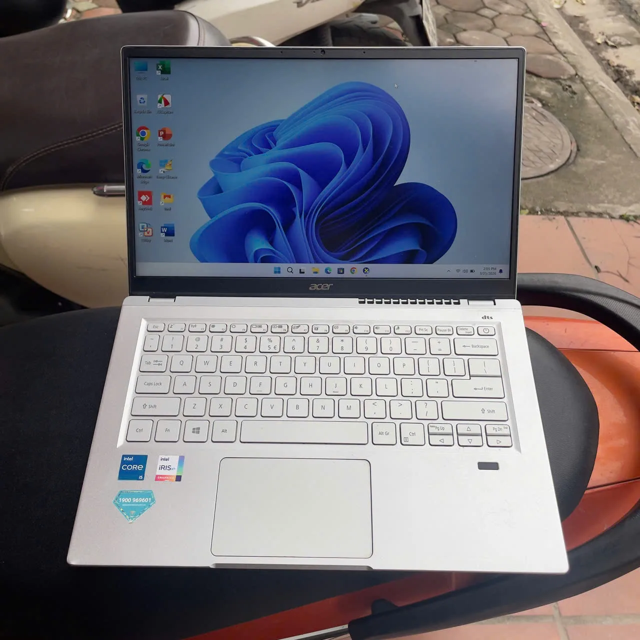 Acer Swift SF314-551 core i5-1135G7/ Ram 16GB/ Ssd 512GB/ Màn 14.0" FHD